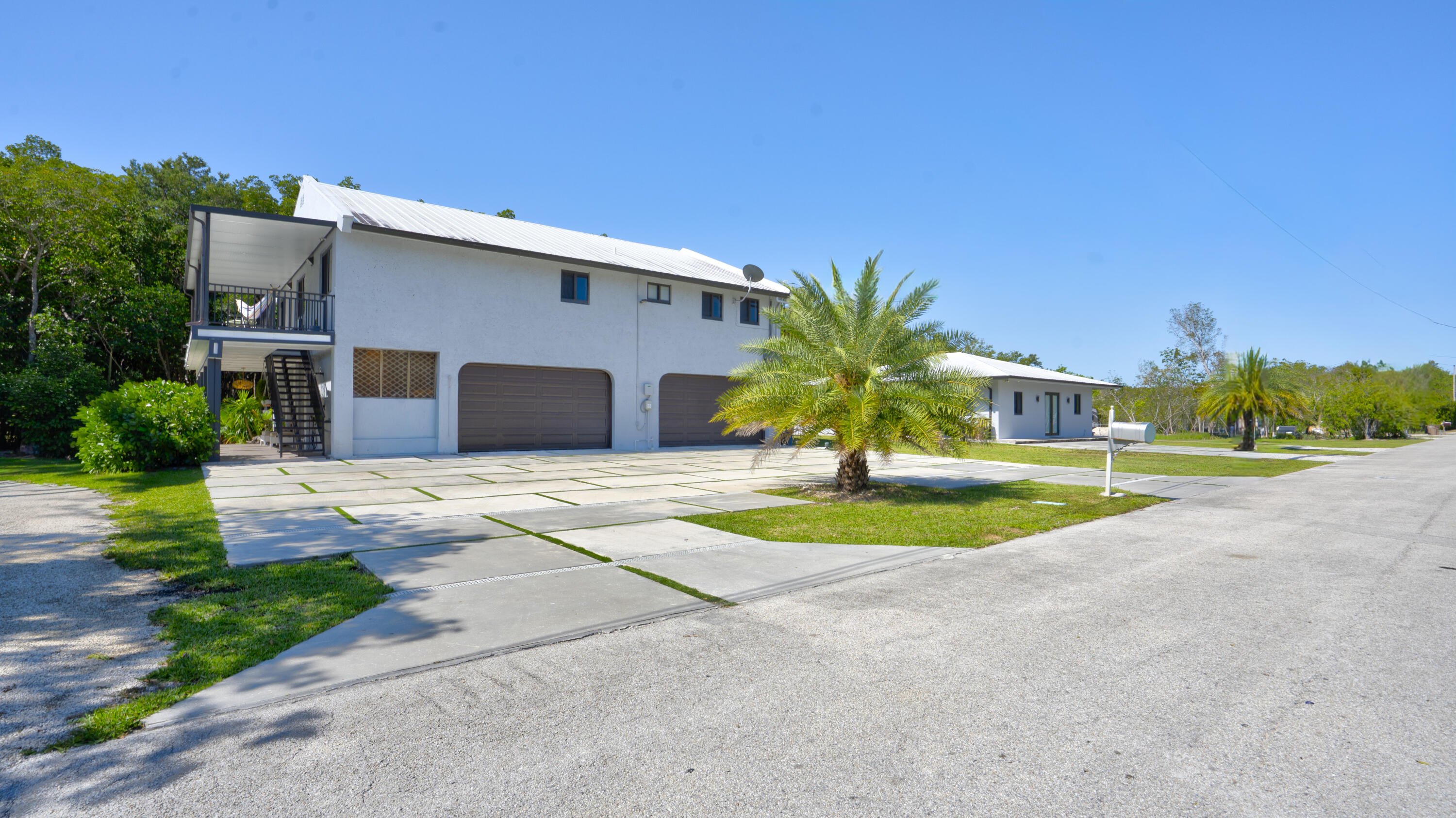 34 Atlantic Drive Property Photo 6