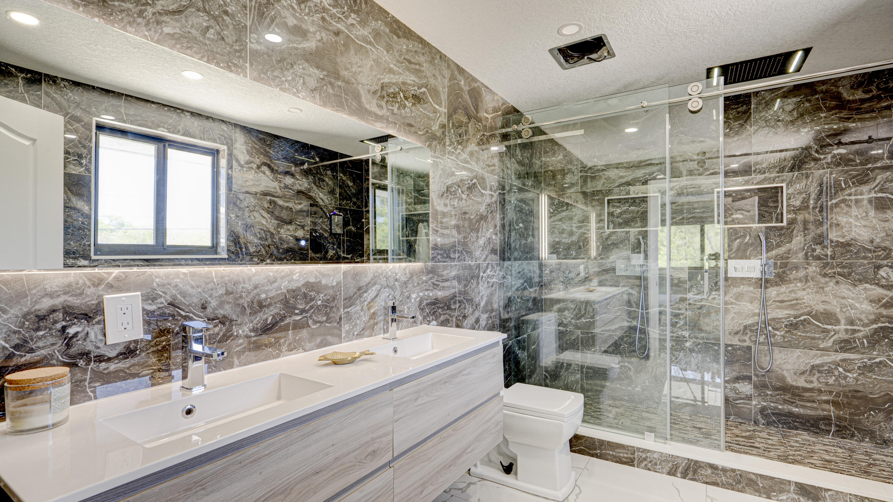 34 Atlantic Drive Property Photo 40