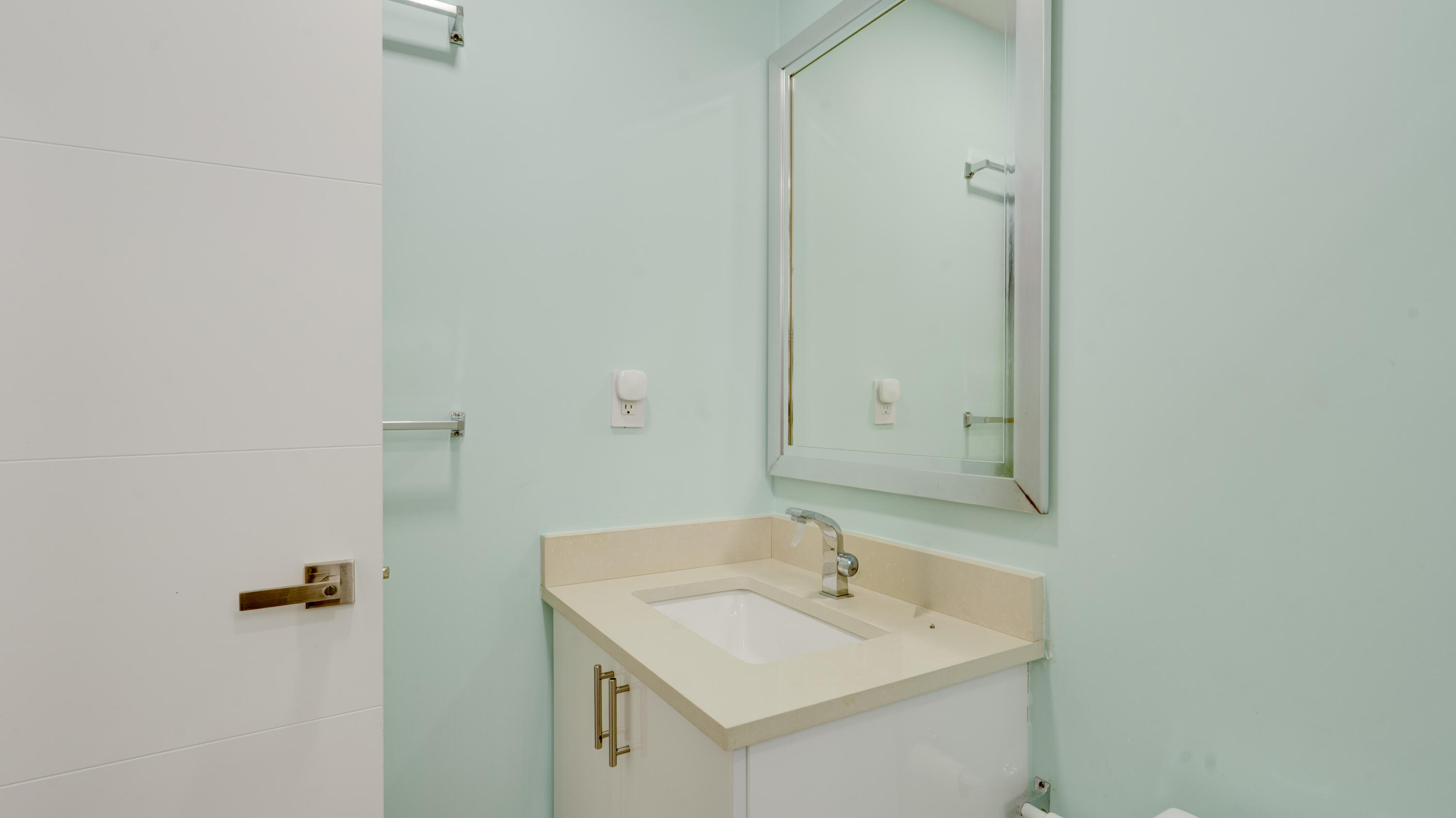 34 Atlantic Drive Property Photo 167