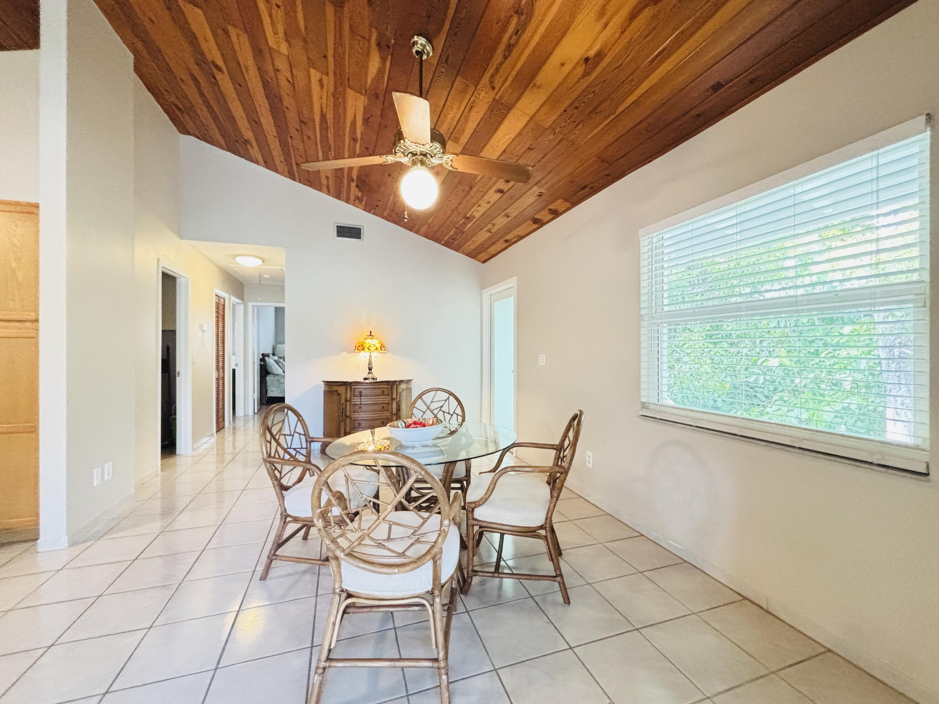 1033 Valencia Road Property Photo 26
