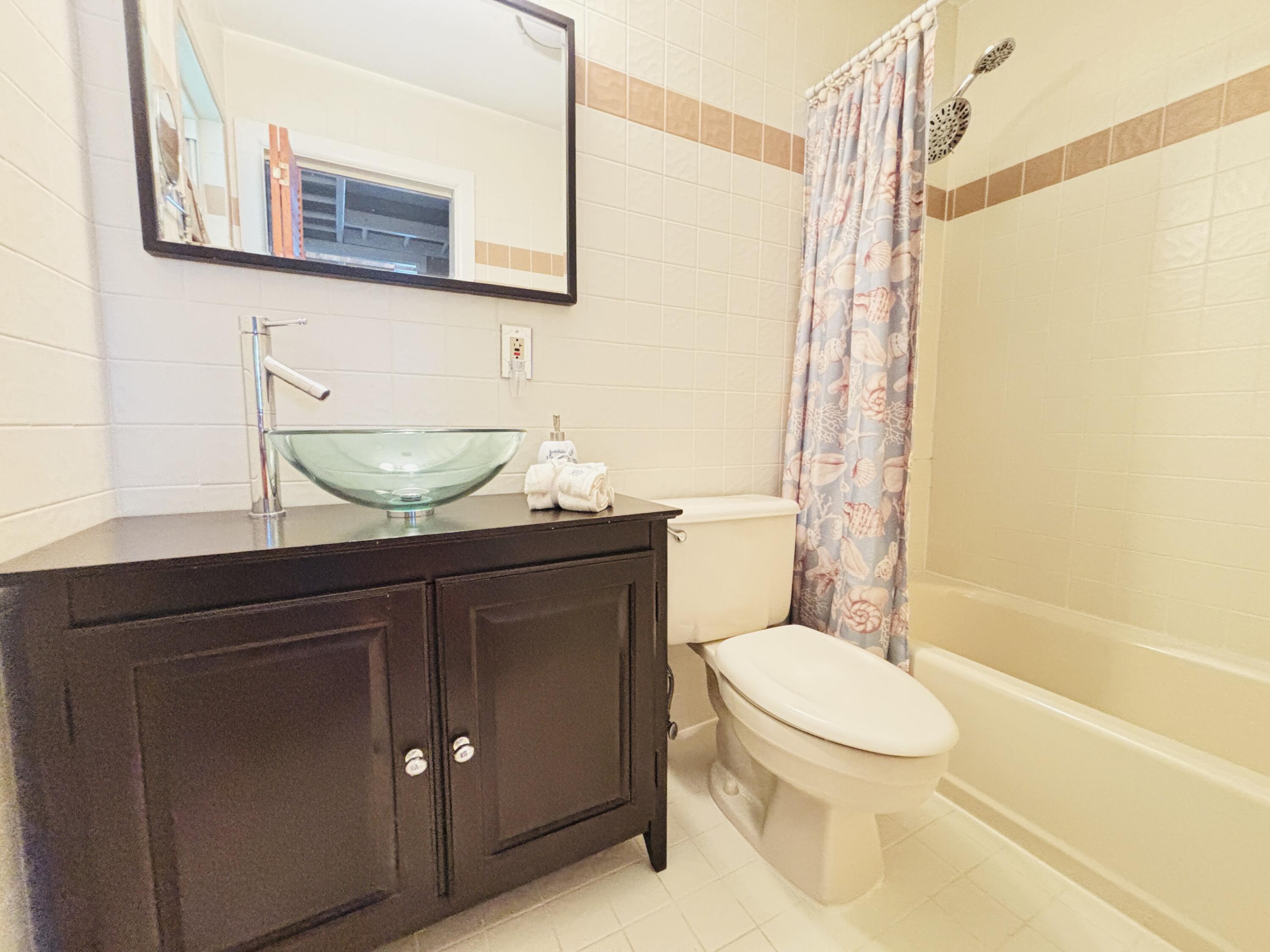 1033 Valencia Road Property Photo 28