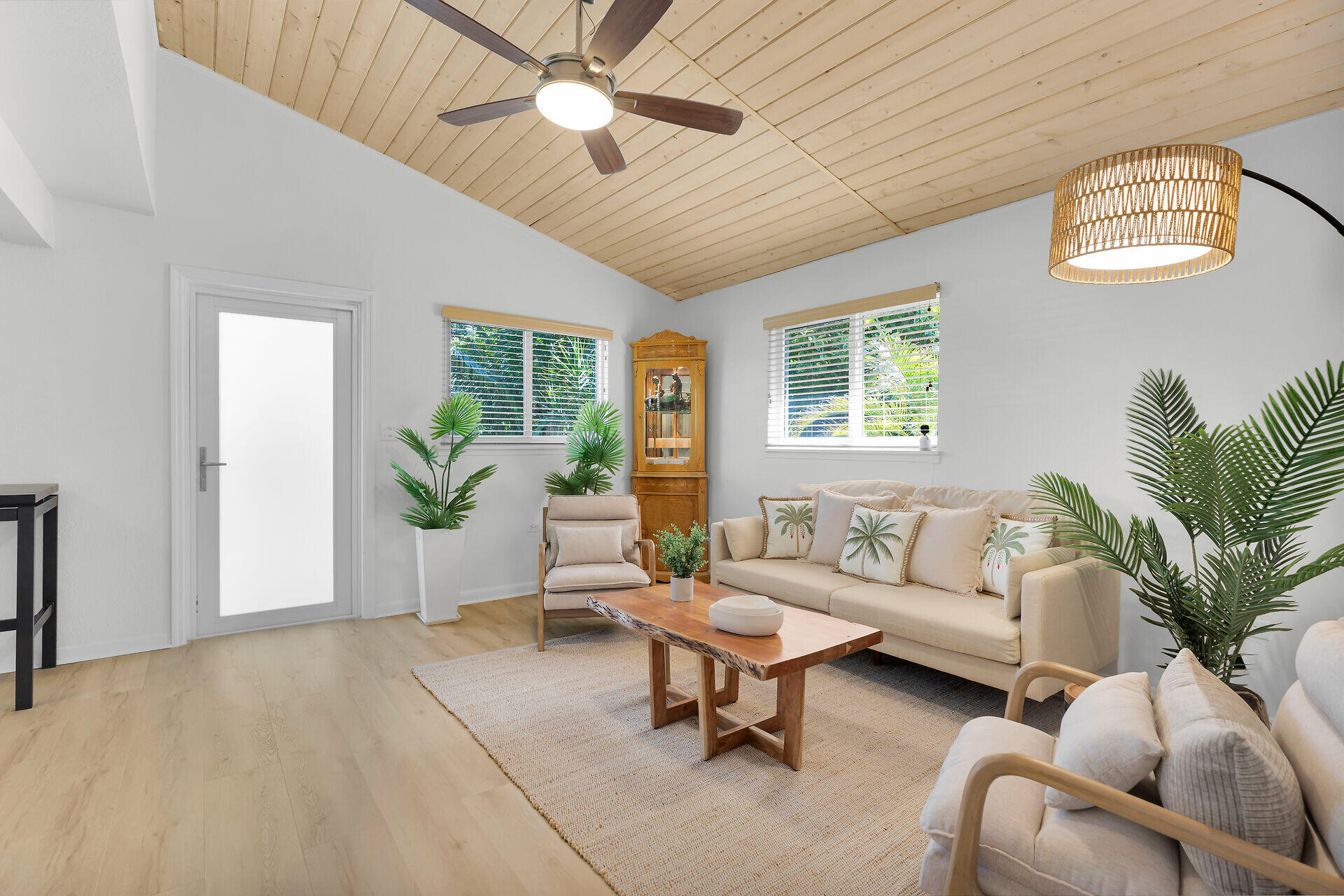 516 Plante Street Property Photo 7