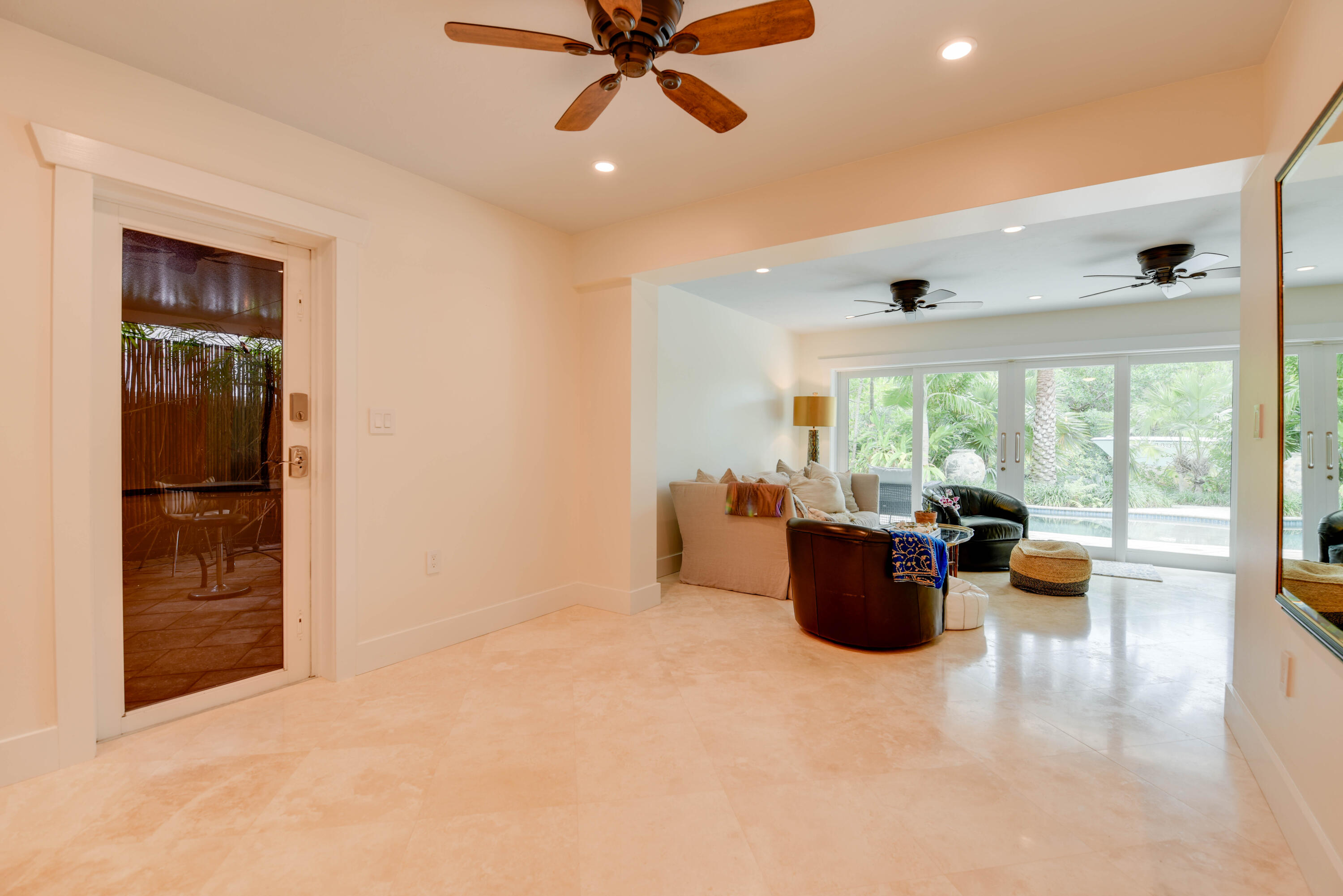 3108 Riviera Drive Property Photo 13