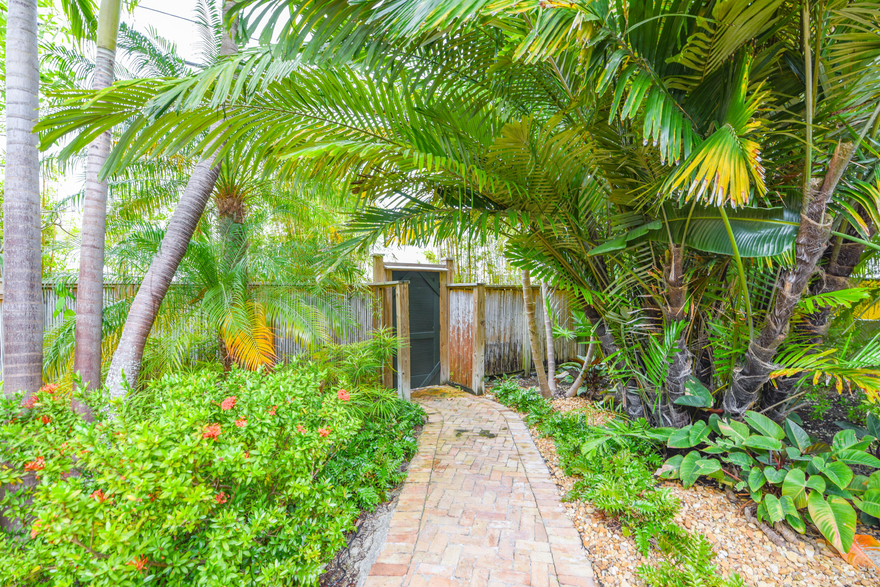 3108 Riviera Drive Property Photo 44