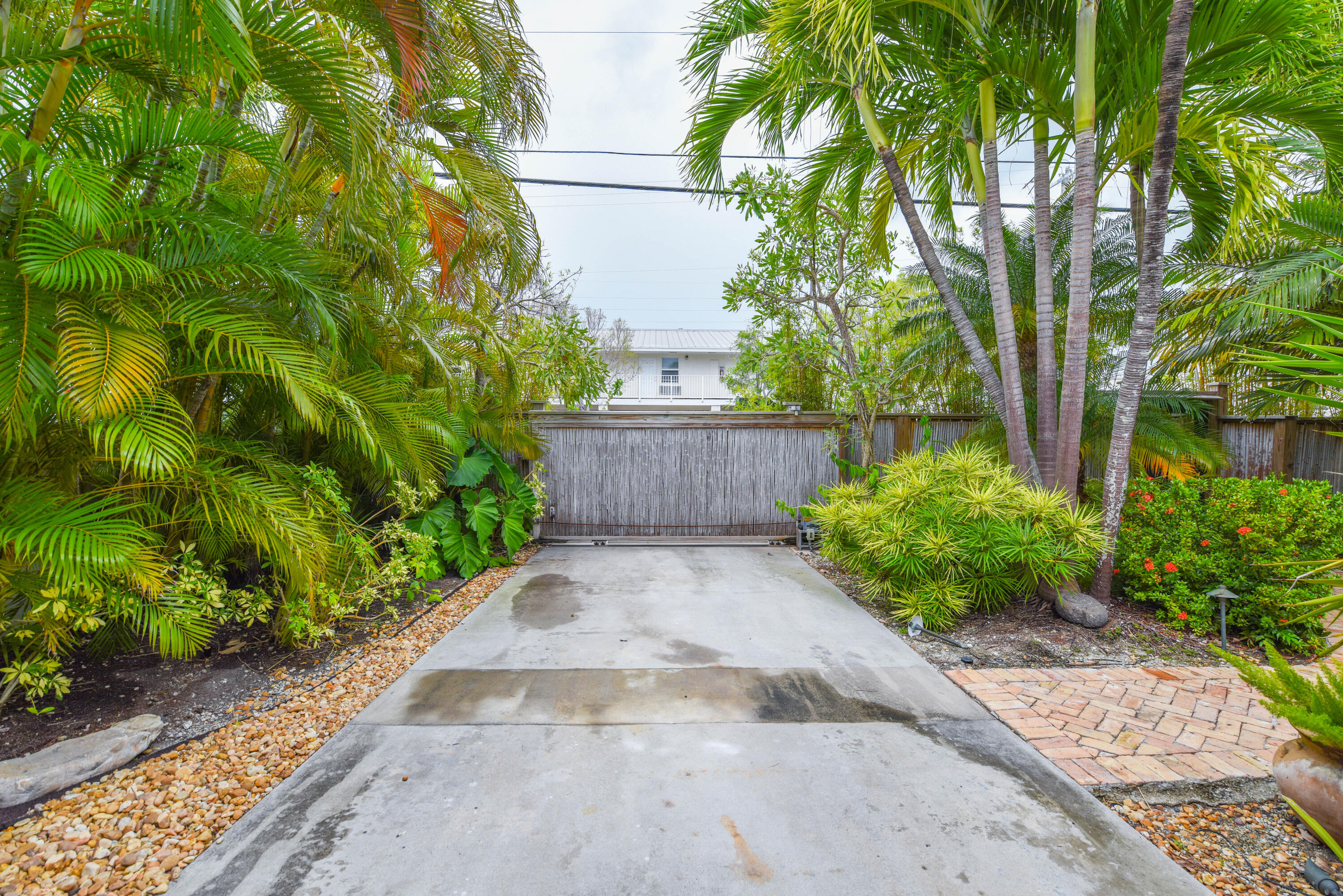 3108 Riviera Drive Property Photo 45