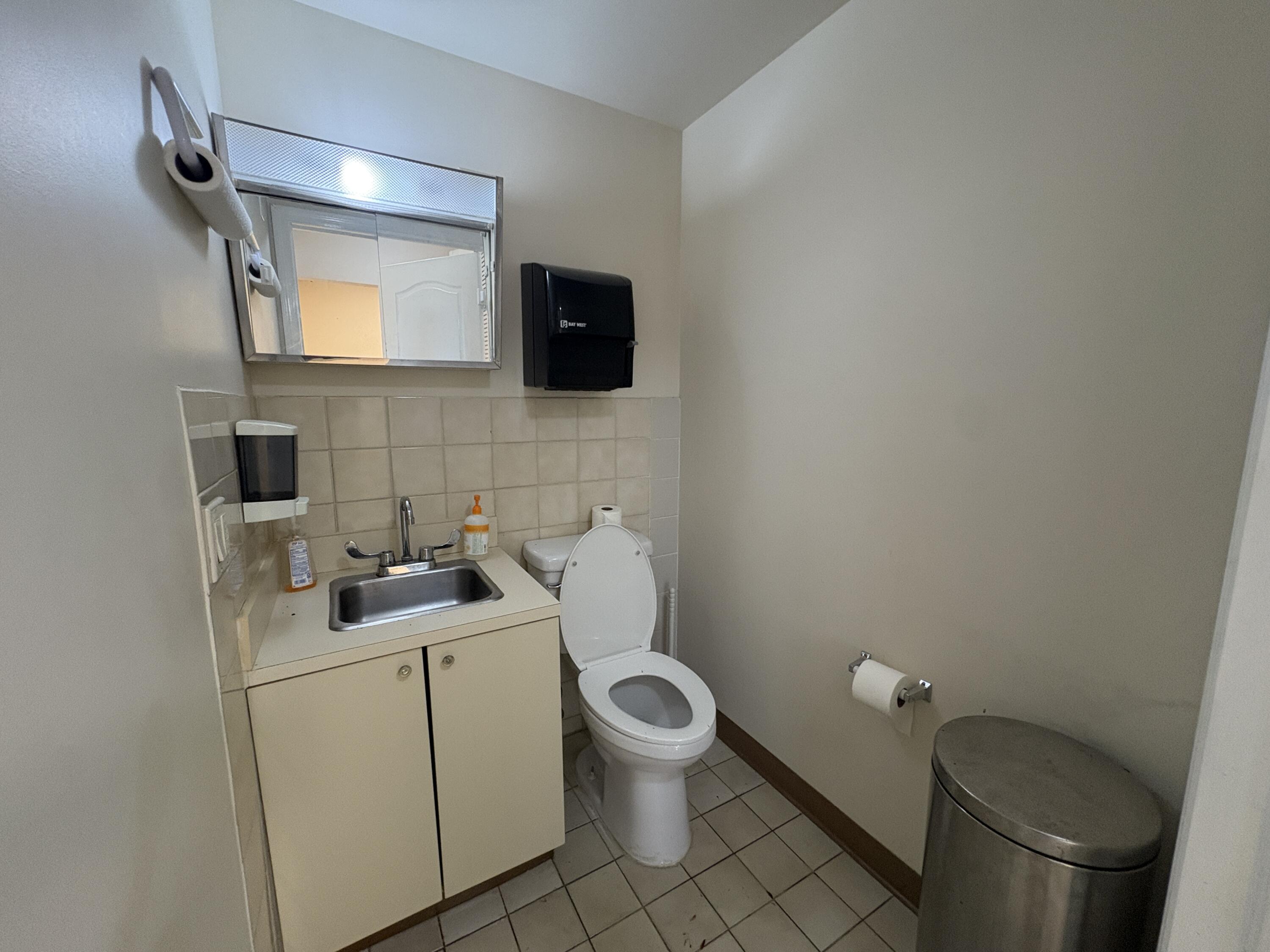 1111 12th Street Ste 404 Property Photo 8