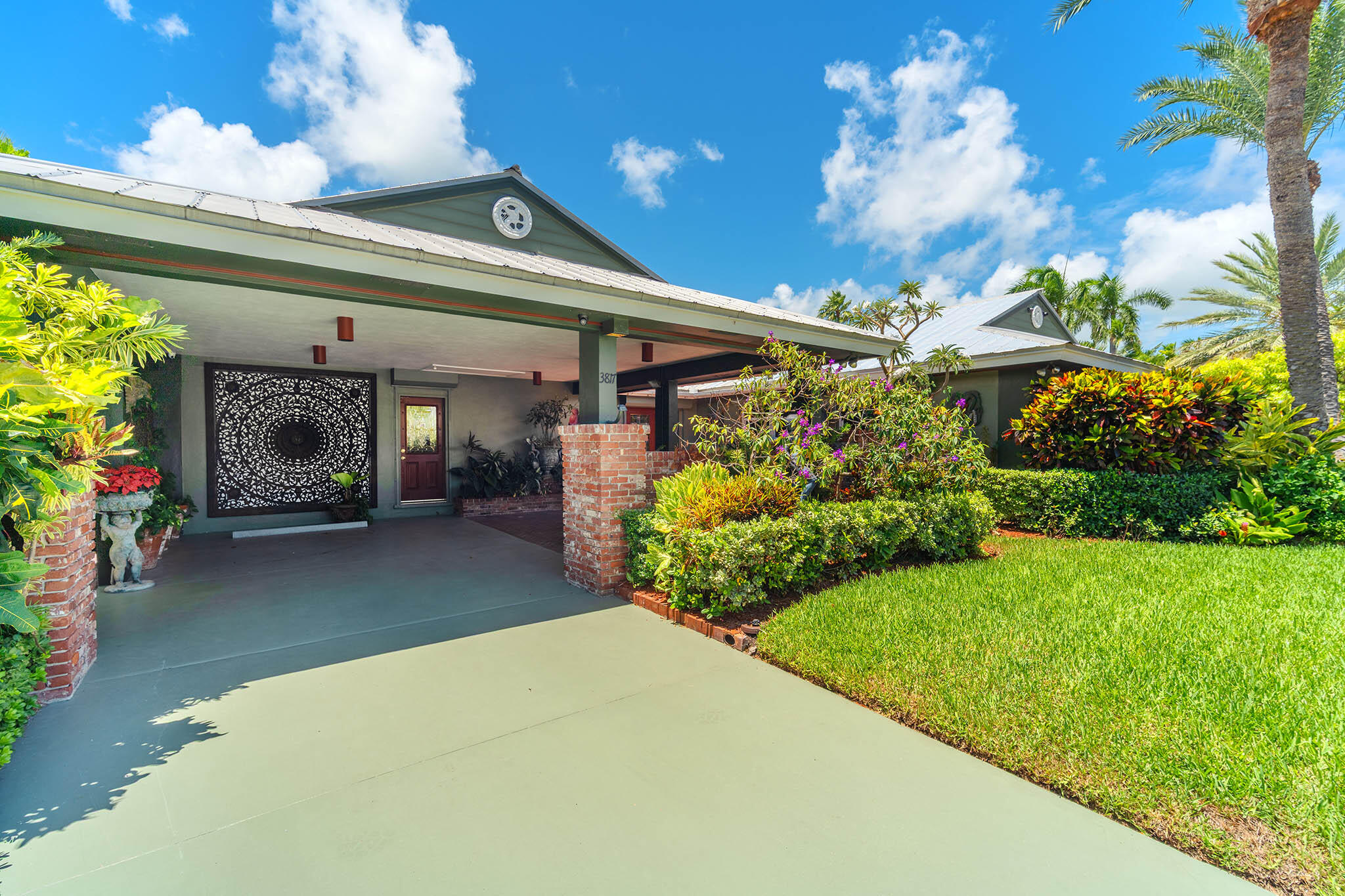 3817 Duck Avenue Property Photo 3