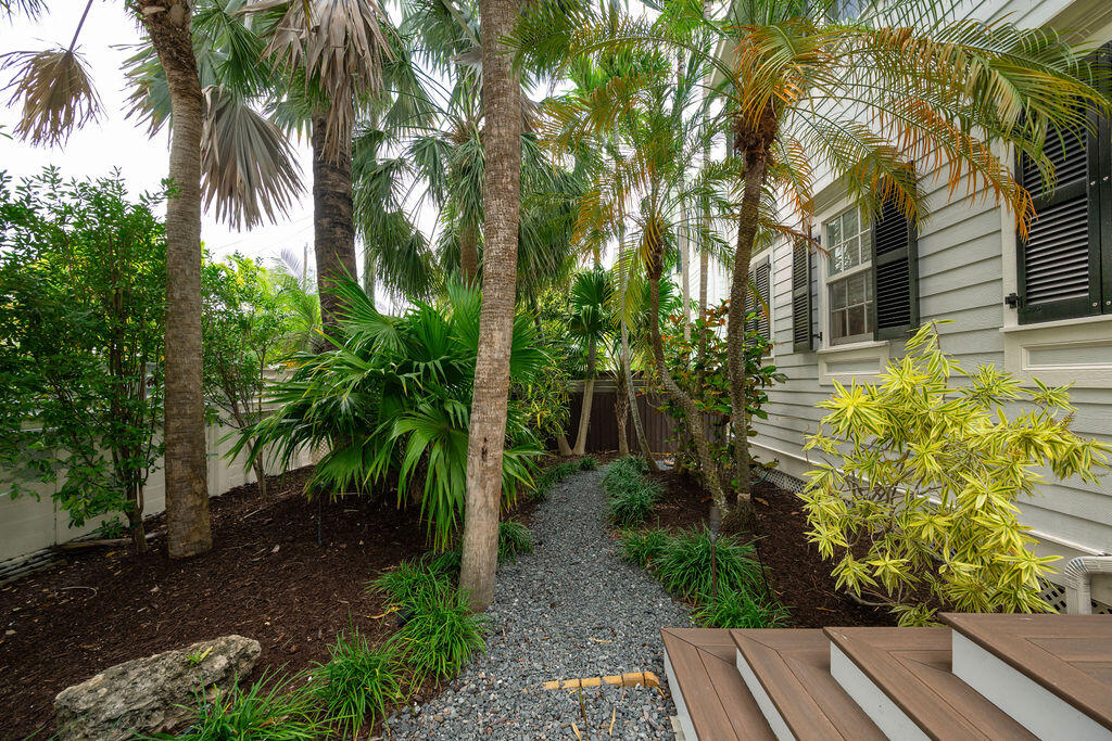 1320 South Street Property Photo 3