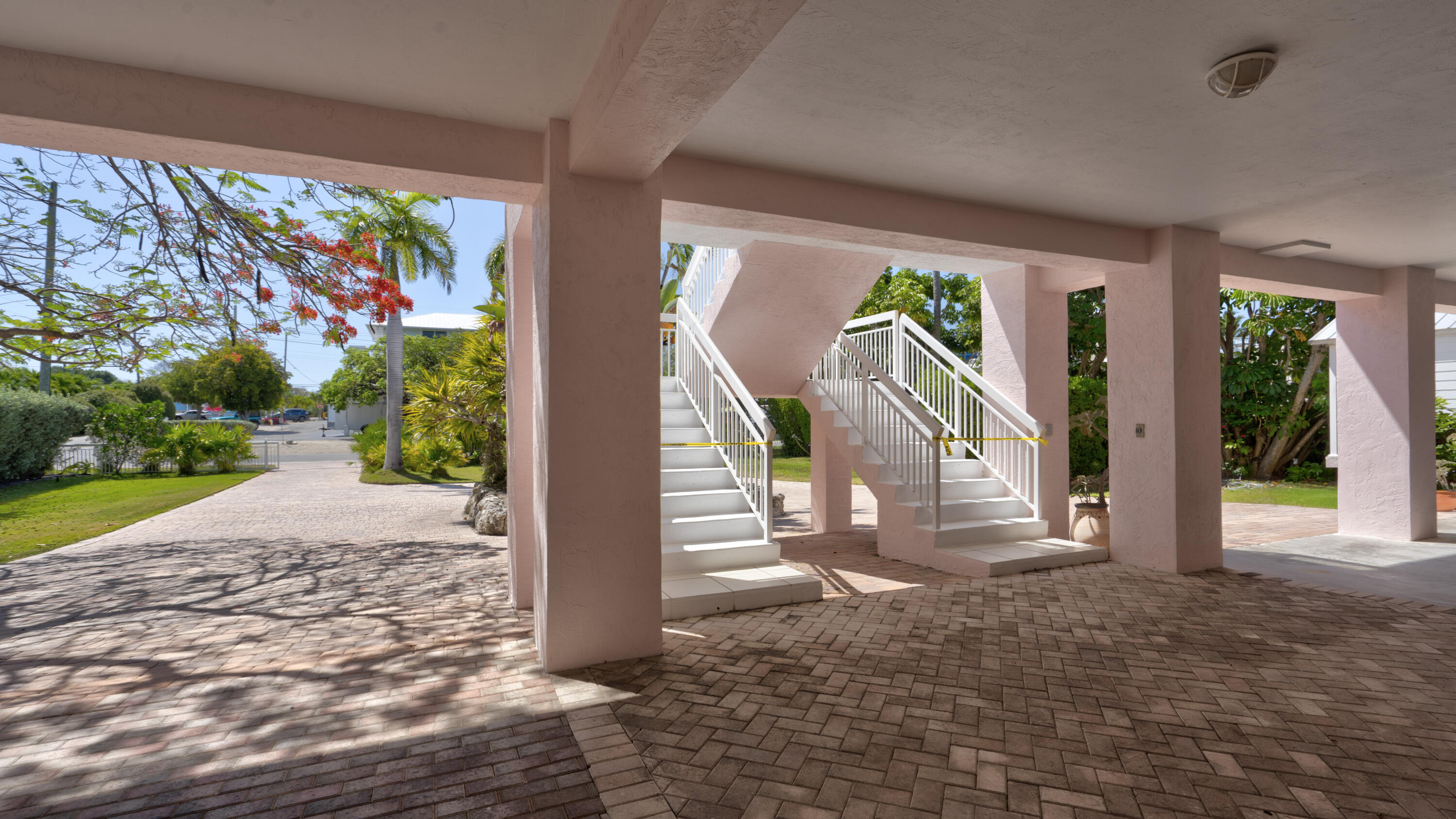 1101 Mastic Street Property Photo 35