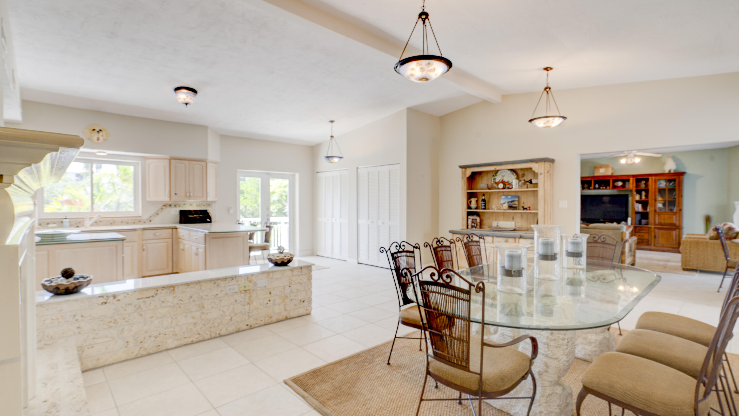 1101 Mastic Street Property Photo 50