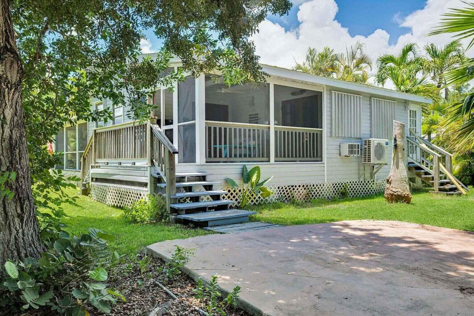 30461 Poinciana Road Property Photo 6