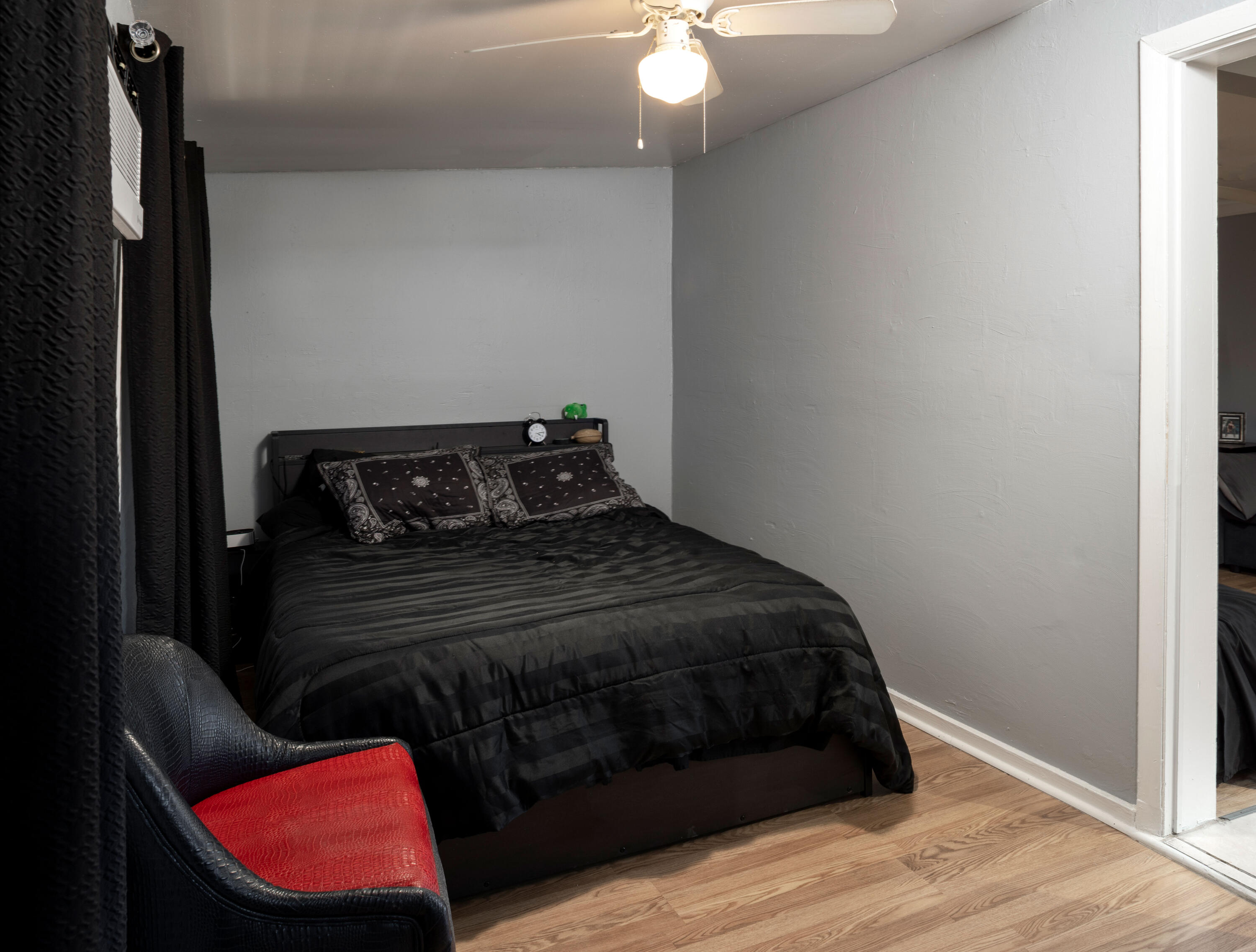 800 Elizabeth Street Property Photo 28