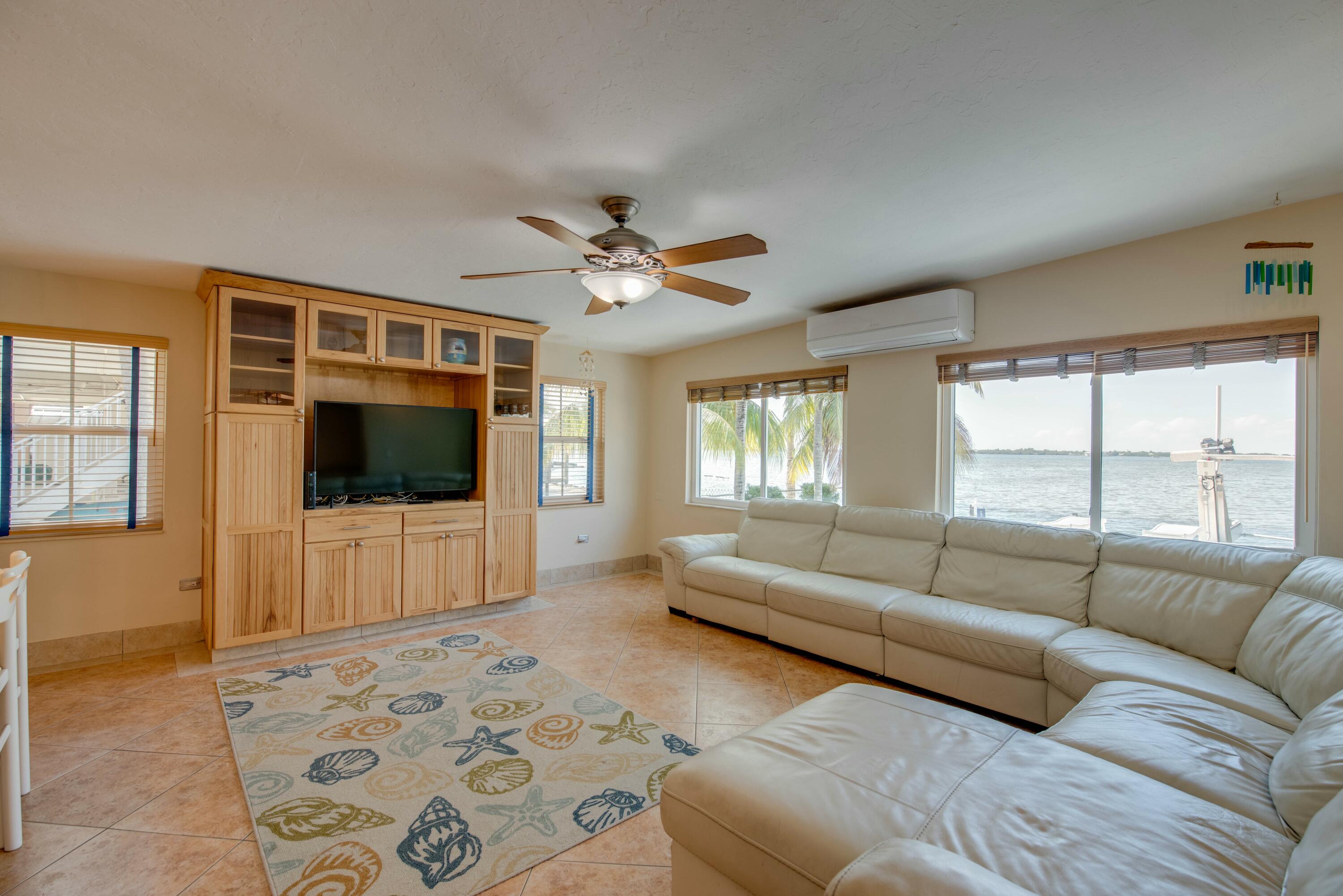 1136 W Shore Drive Property Photo 29