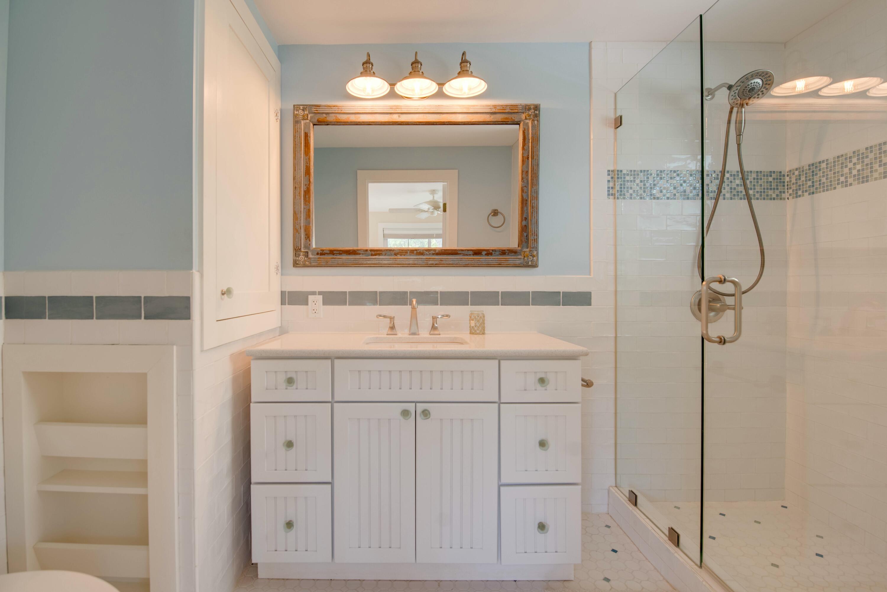 1136 W Shore Drive Property Photo 41