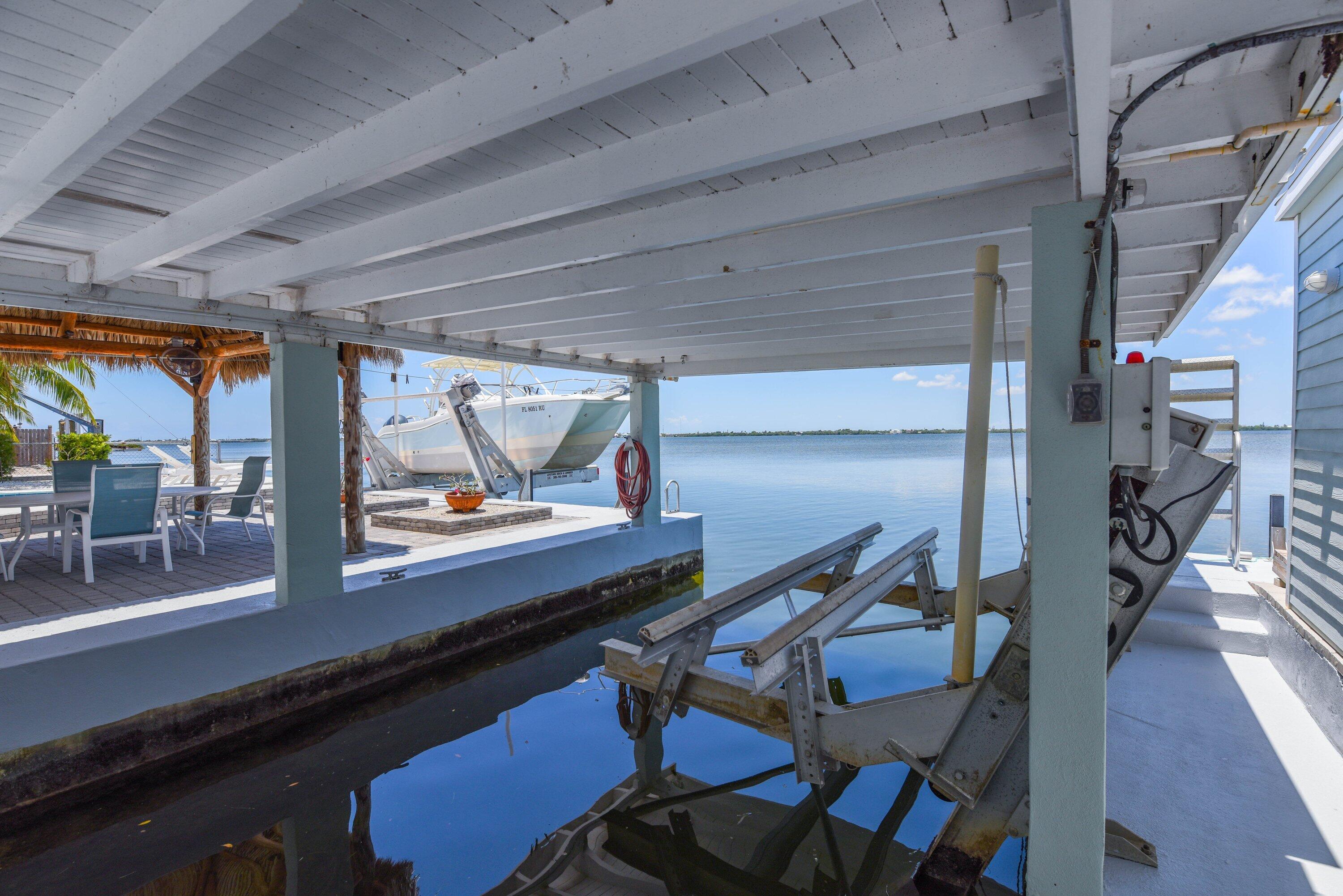1136 W Shore Drive Property Photo 54