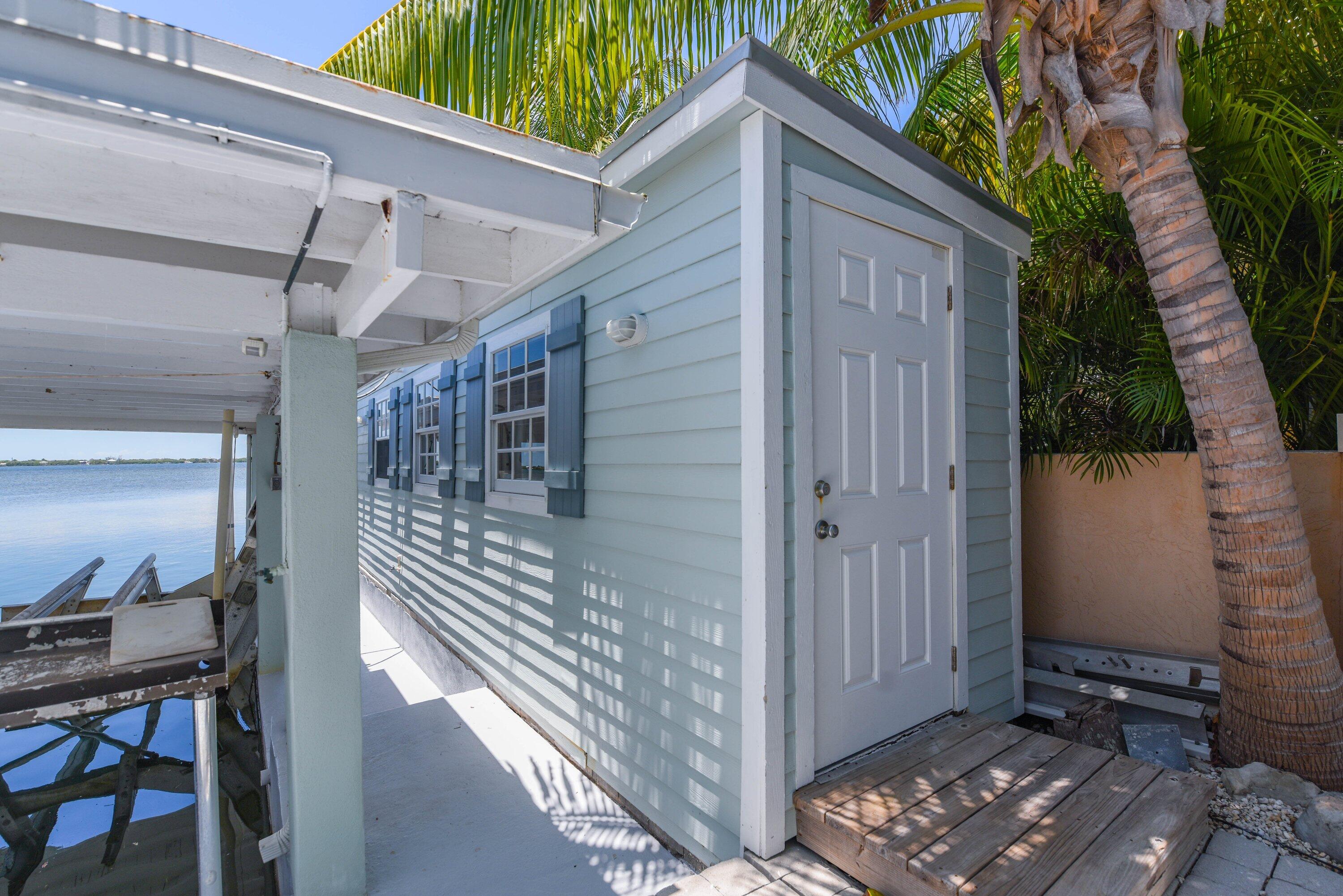 1136 W Shore Drive Property Photo 56