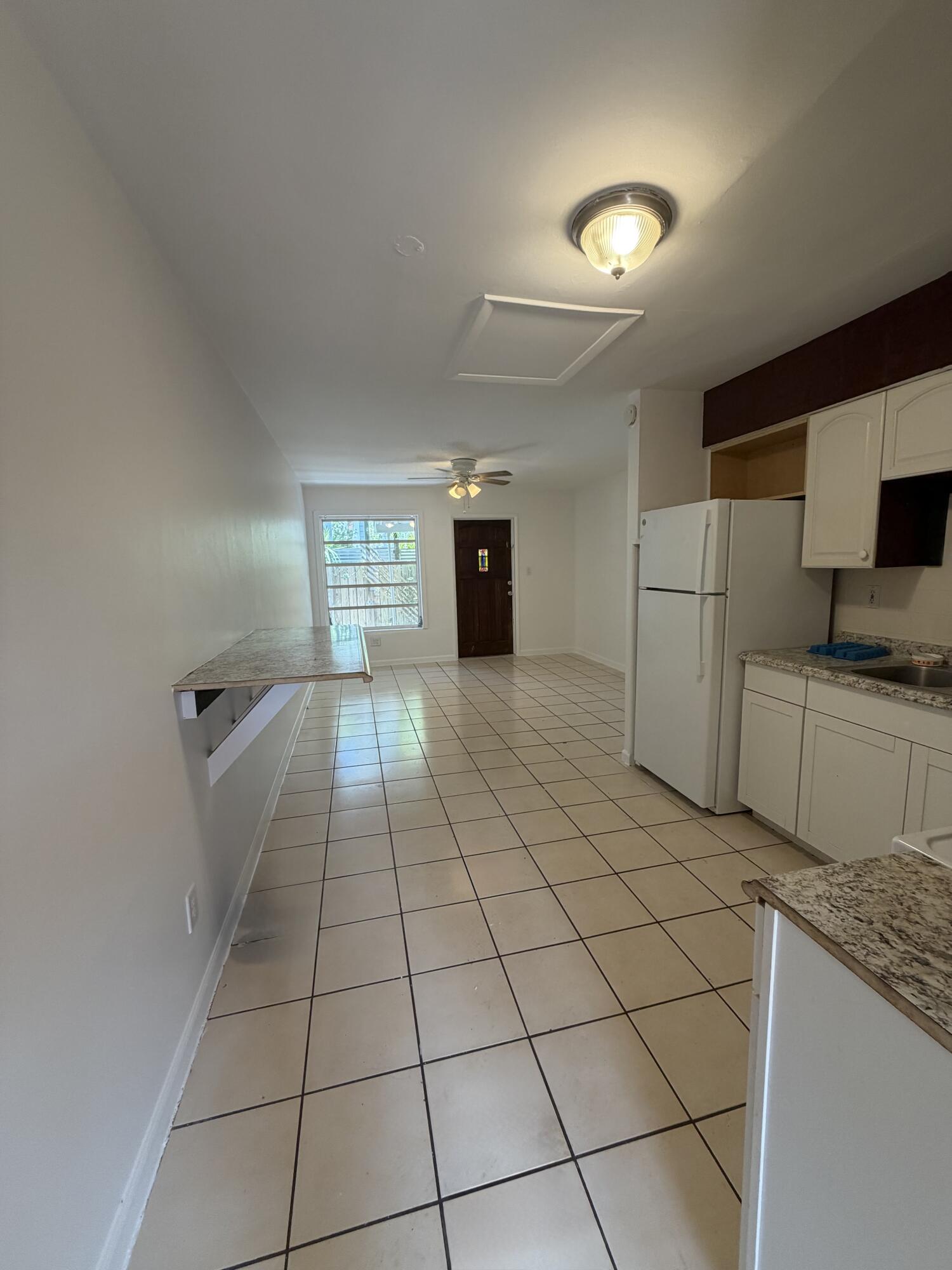 1614 Dennis Street B Property Photo 1