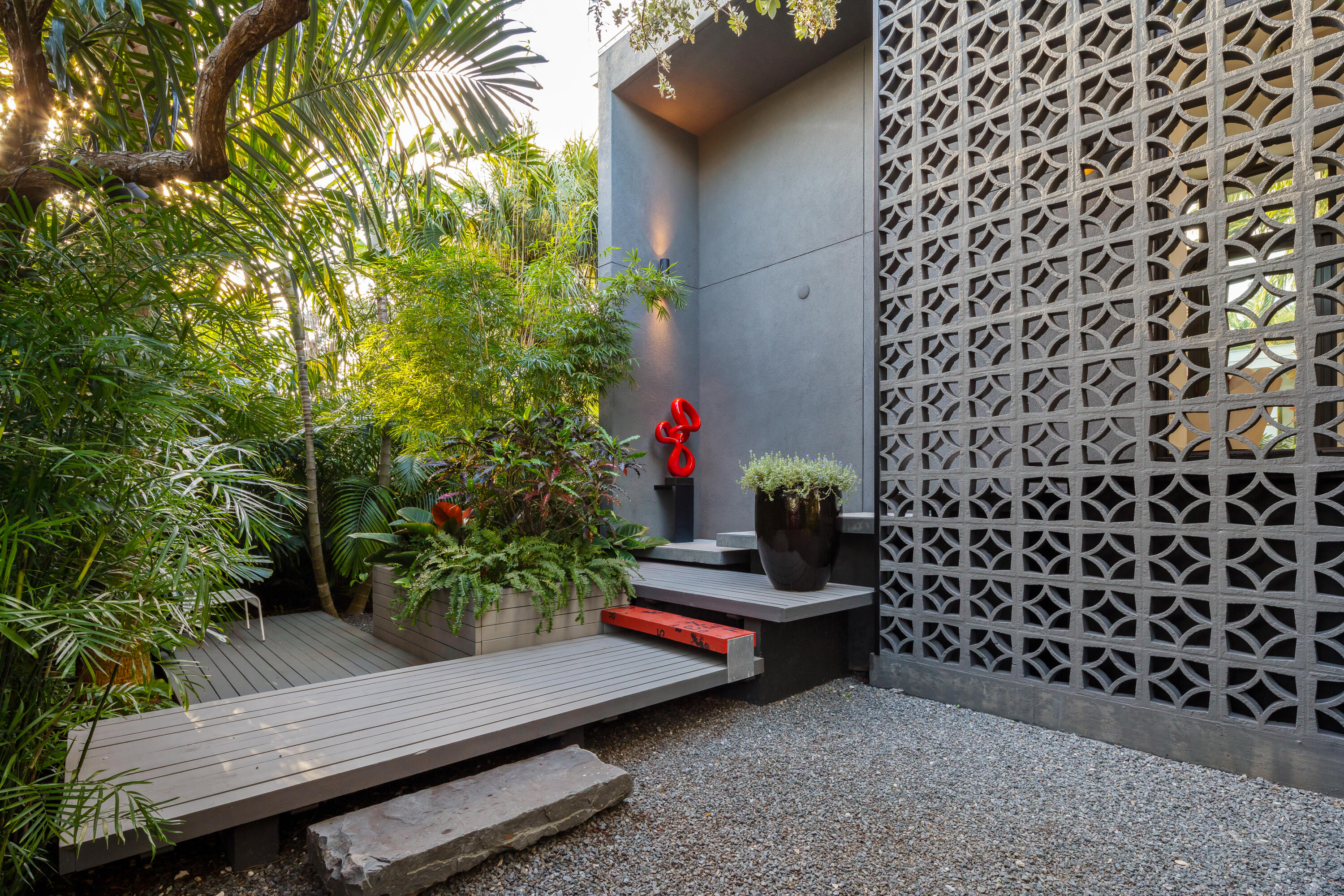 1701 Laird Street Property Photo 4
