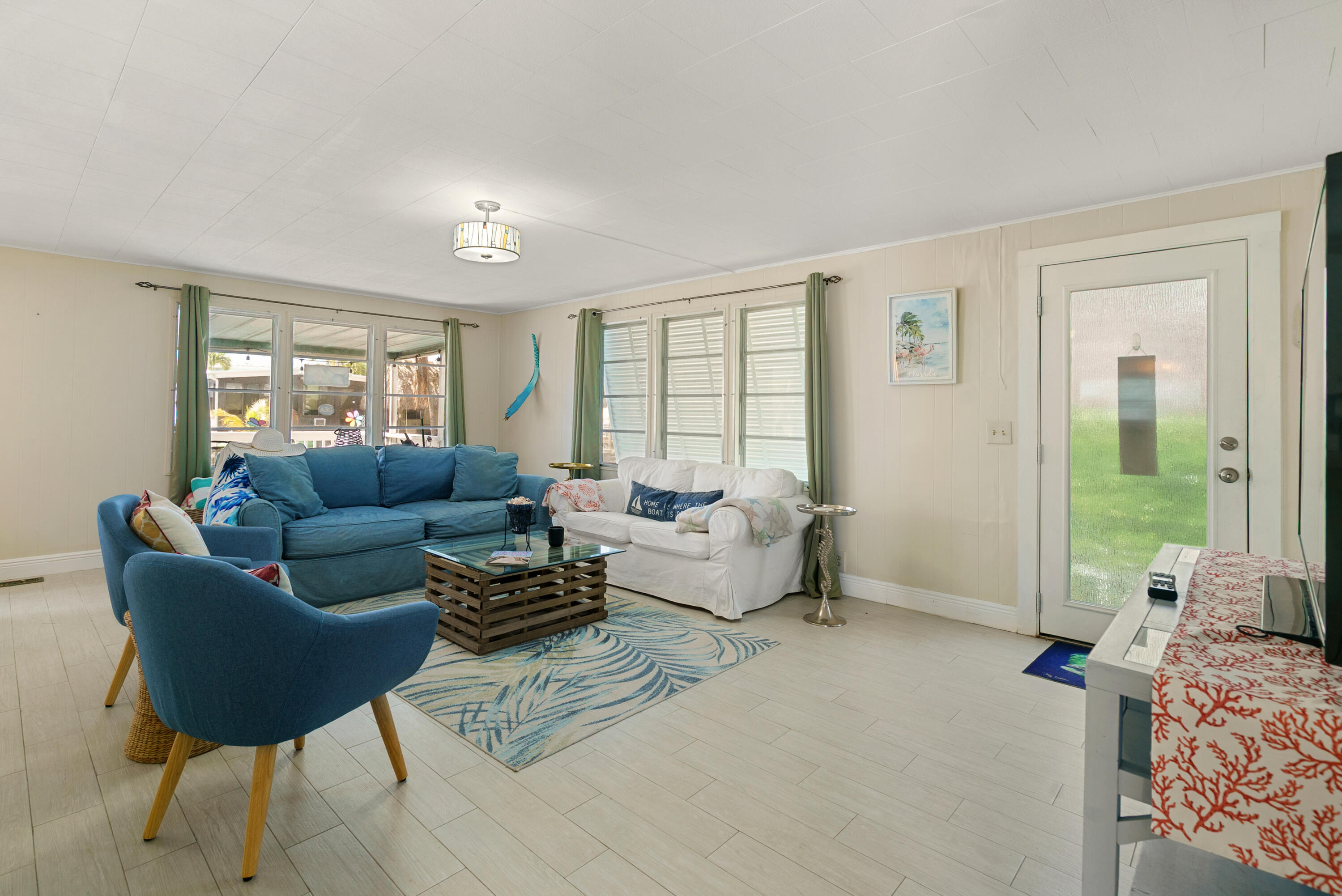 205 Humpty Dumpty Drive Property Photo 10