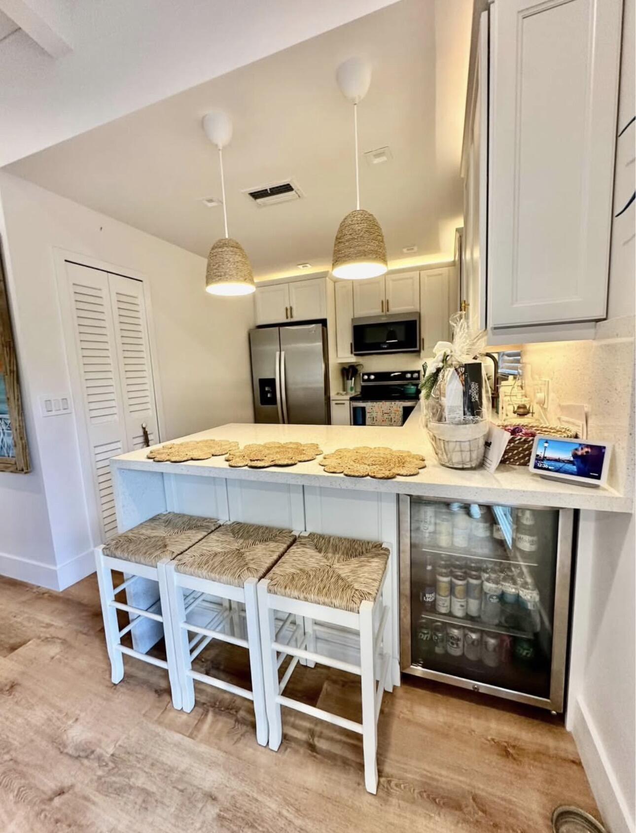 106 Mangrove Avenue Property Photo 3