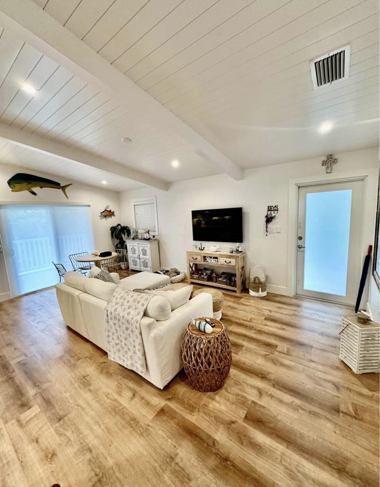 106 Mangrove Avenue Property Photo 7