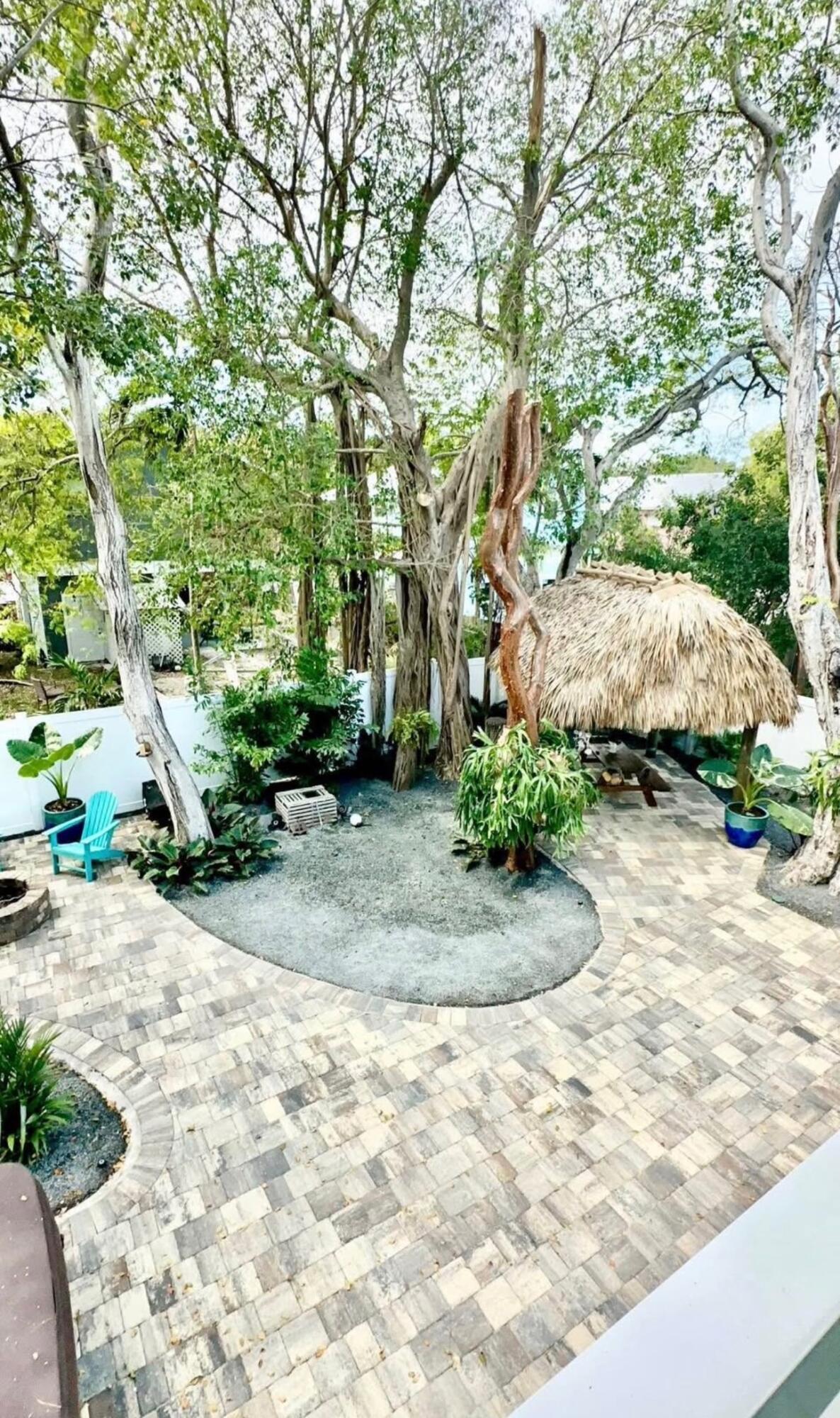 106 Mangrove Avenue Property Photo 9