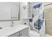 565 95th Street Property Photo 16