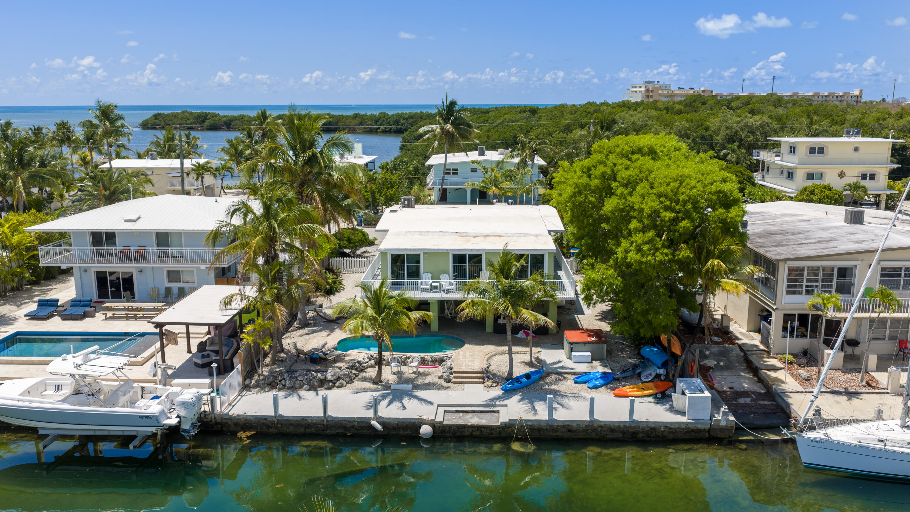 189 Ocean Drive Property Photo 6