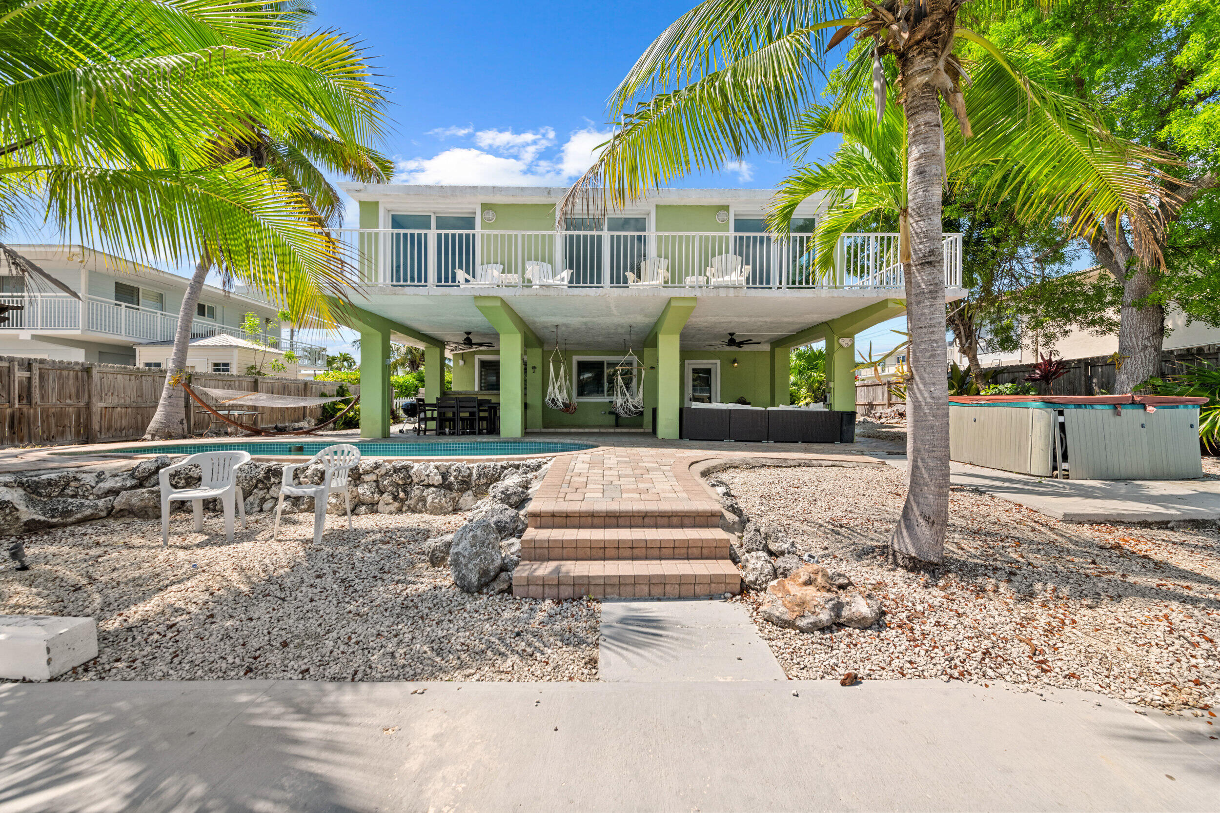 189 Ocean Drive Property Photo 8