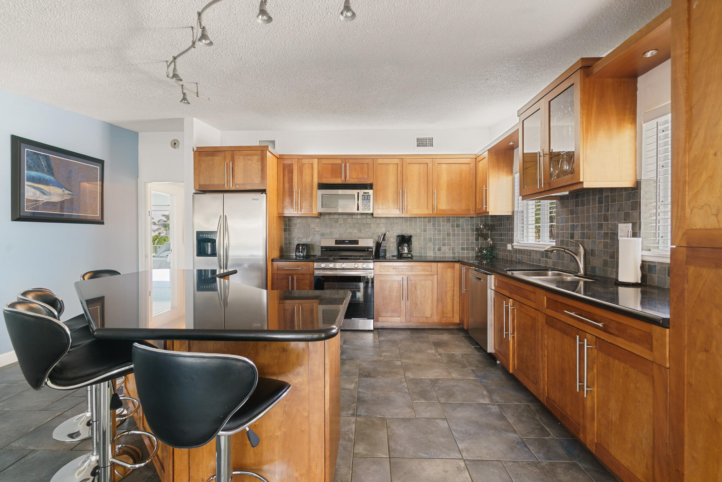 189 Ocean Drive Property Photo 18
