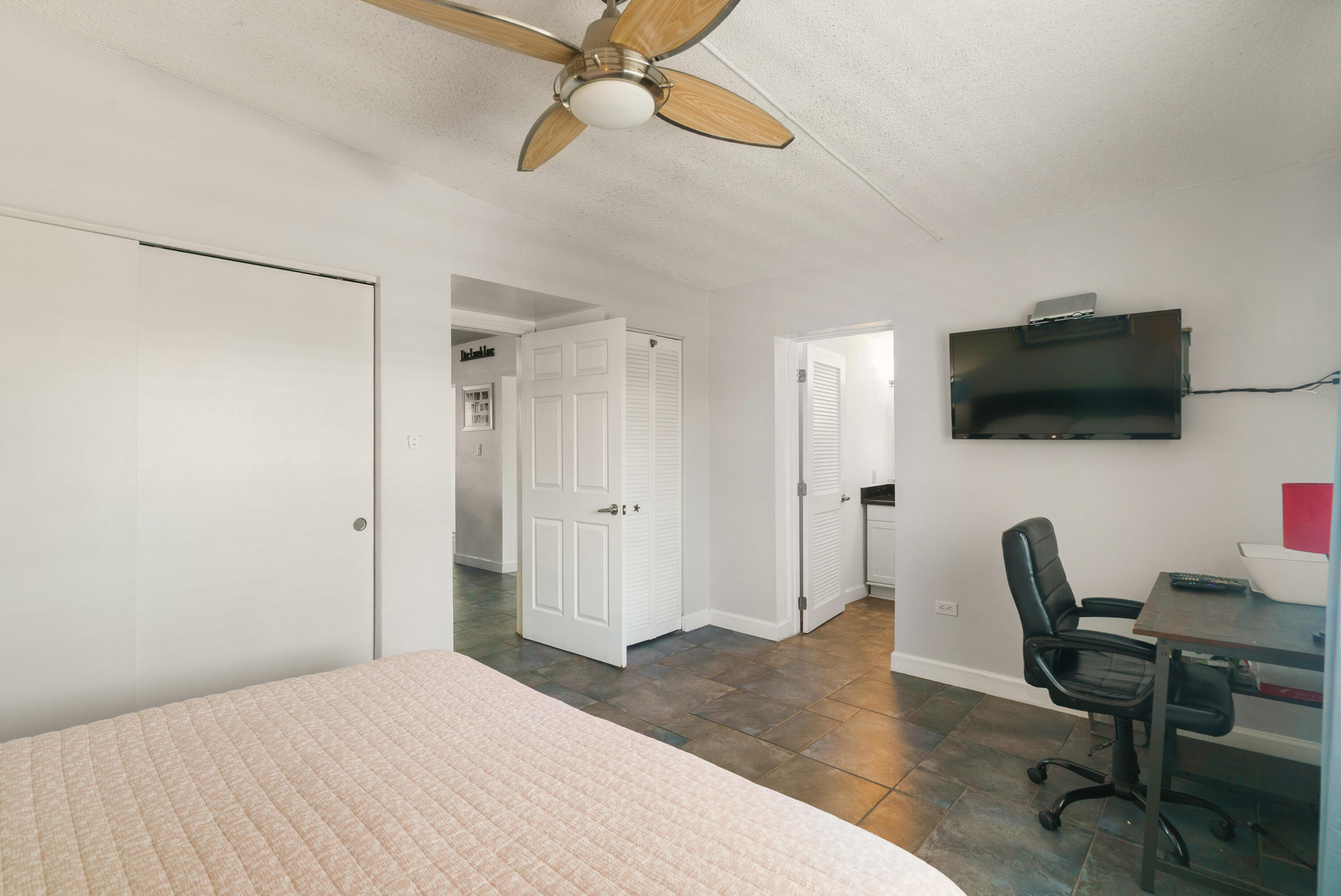189 Ocean Drive Property Photo 29