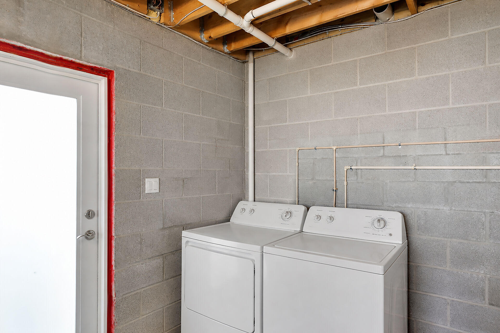 190 10th Street 190 Property Photo 38