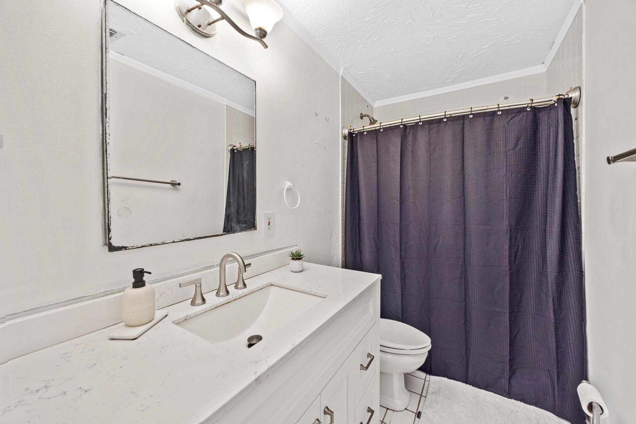 28e 12th Avenue Property Photo 5