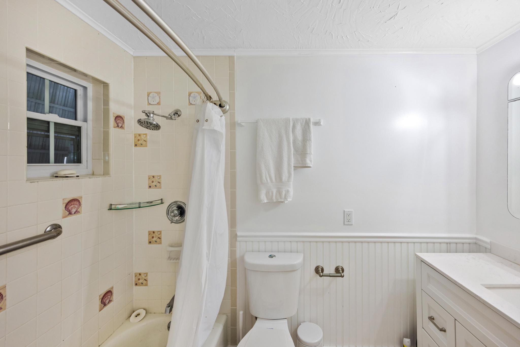 28e 12th Avenue Property Photo 11