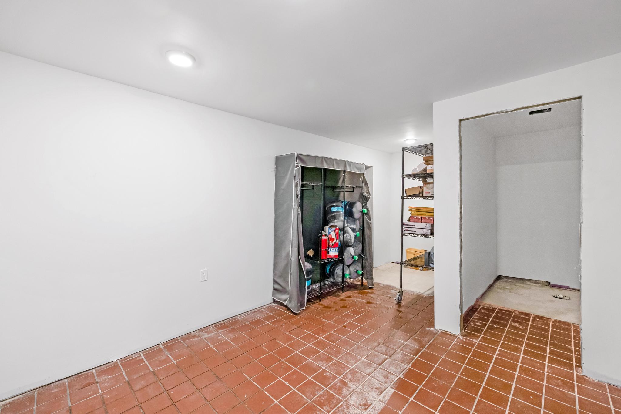 1202 Simonton Street Property Photo 23
