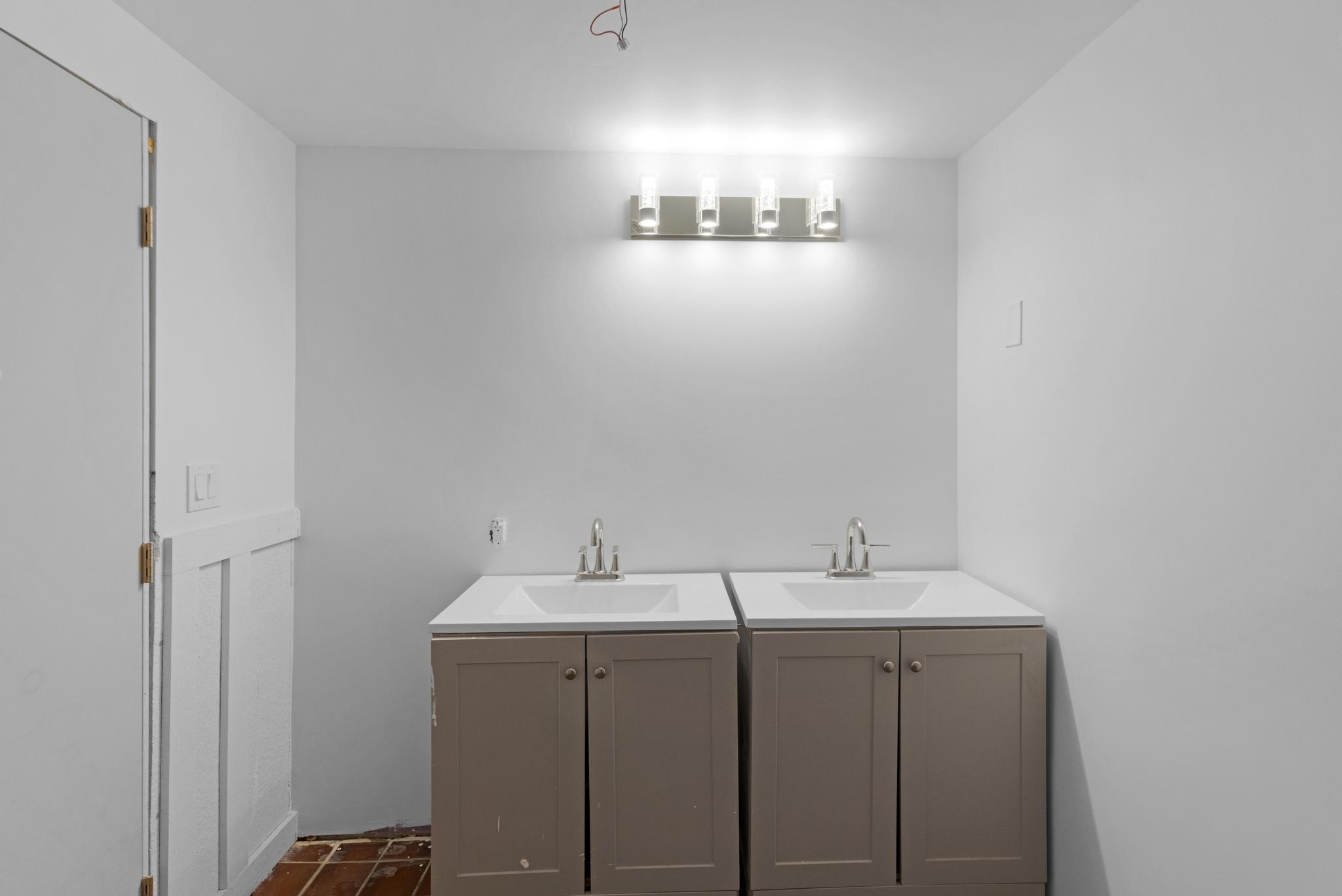 1202 Simonton Street Property Photo 33