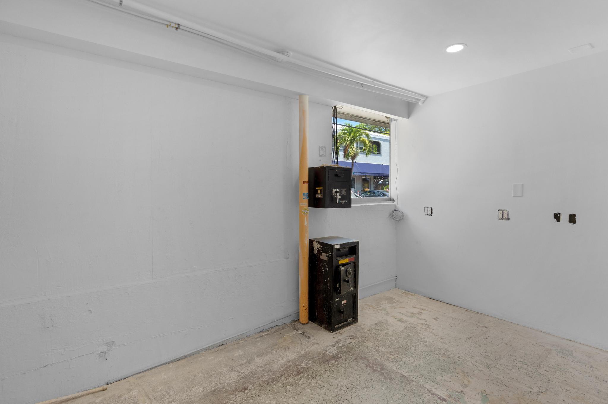 1202 Simonton Street Property Photo 35