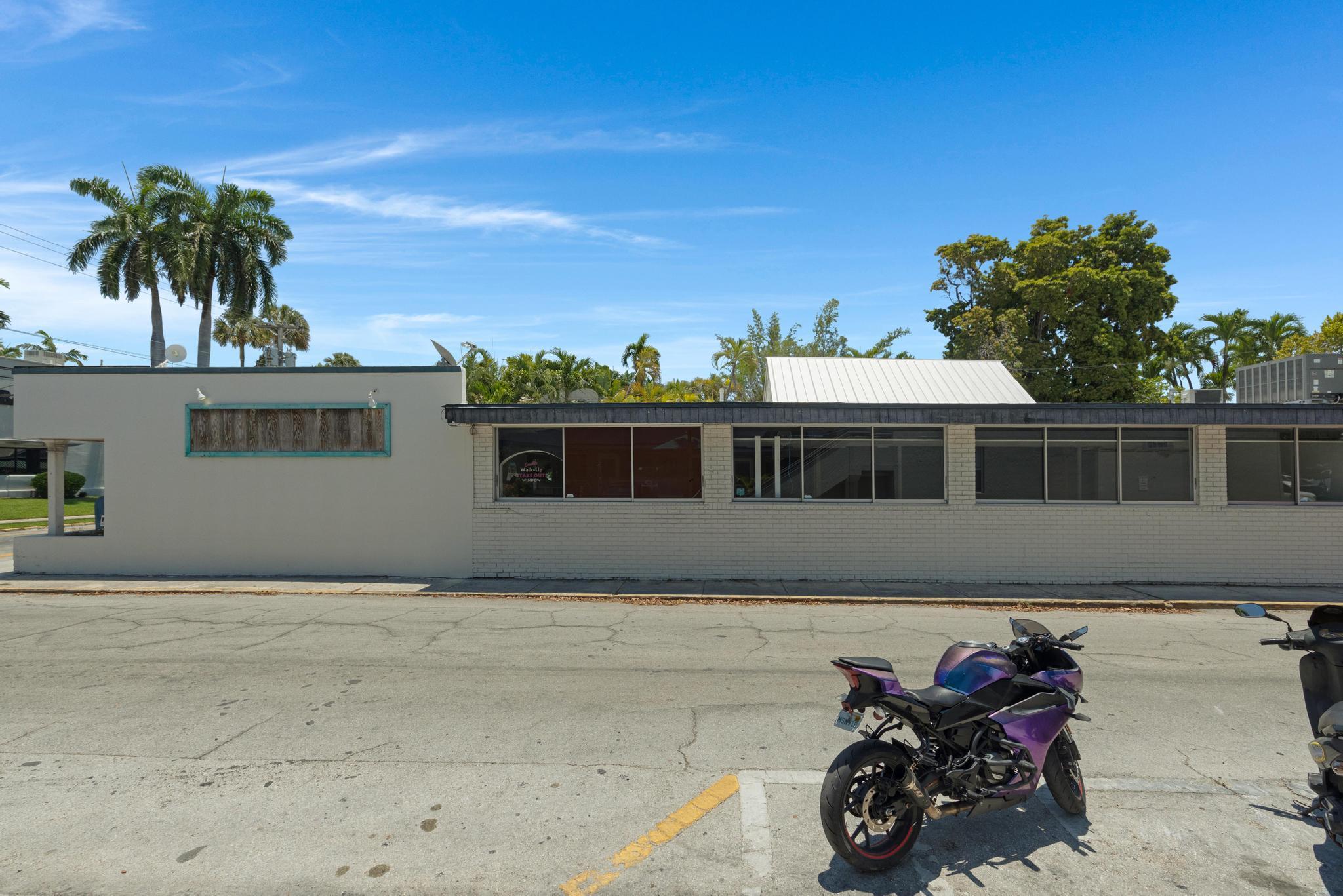 1202 Simonton Street Property Photo 42