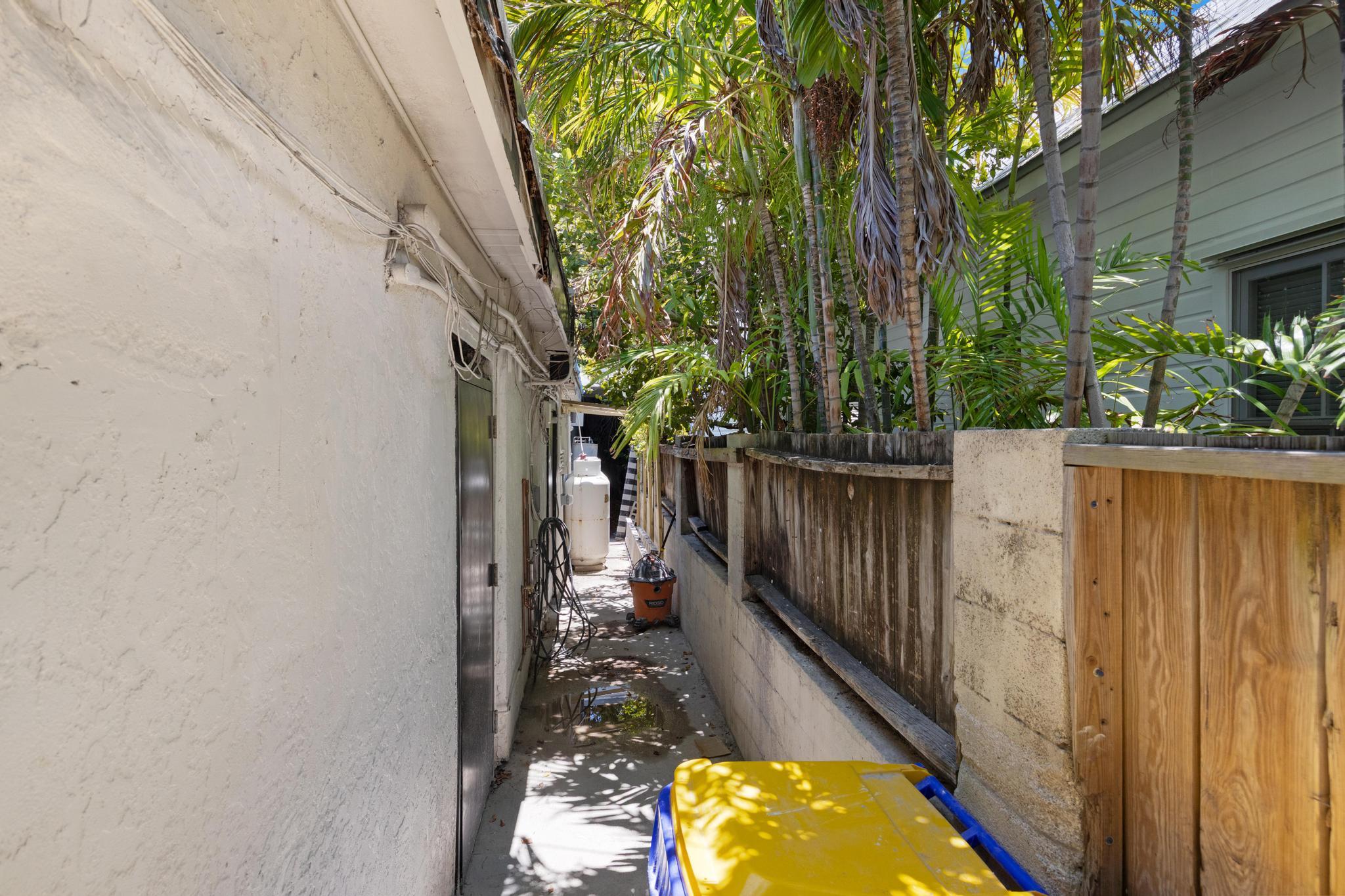 1202 Simonton Street Property Photo 45