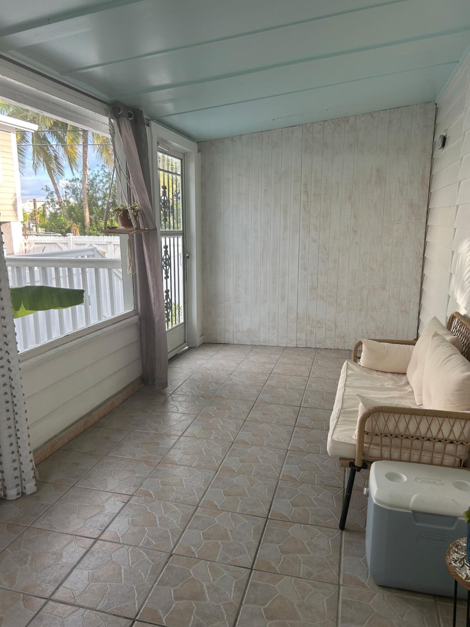 331 Ave F Property Photo 17