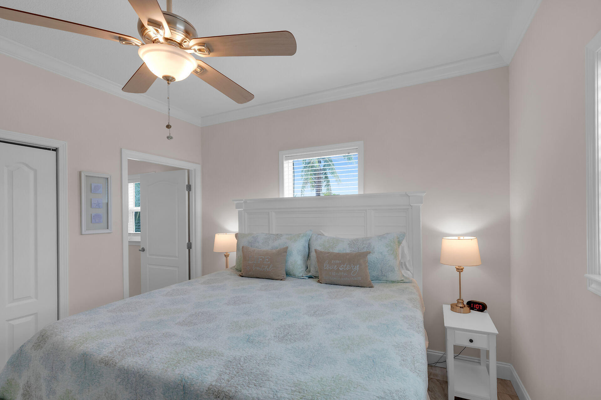 559 Powell Avenue Property Photo 32