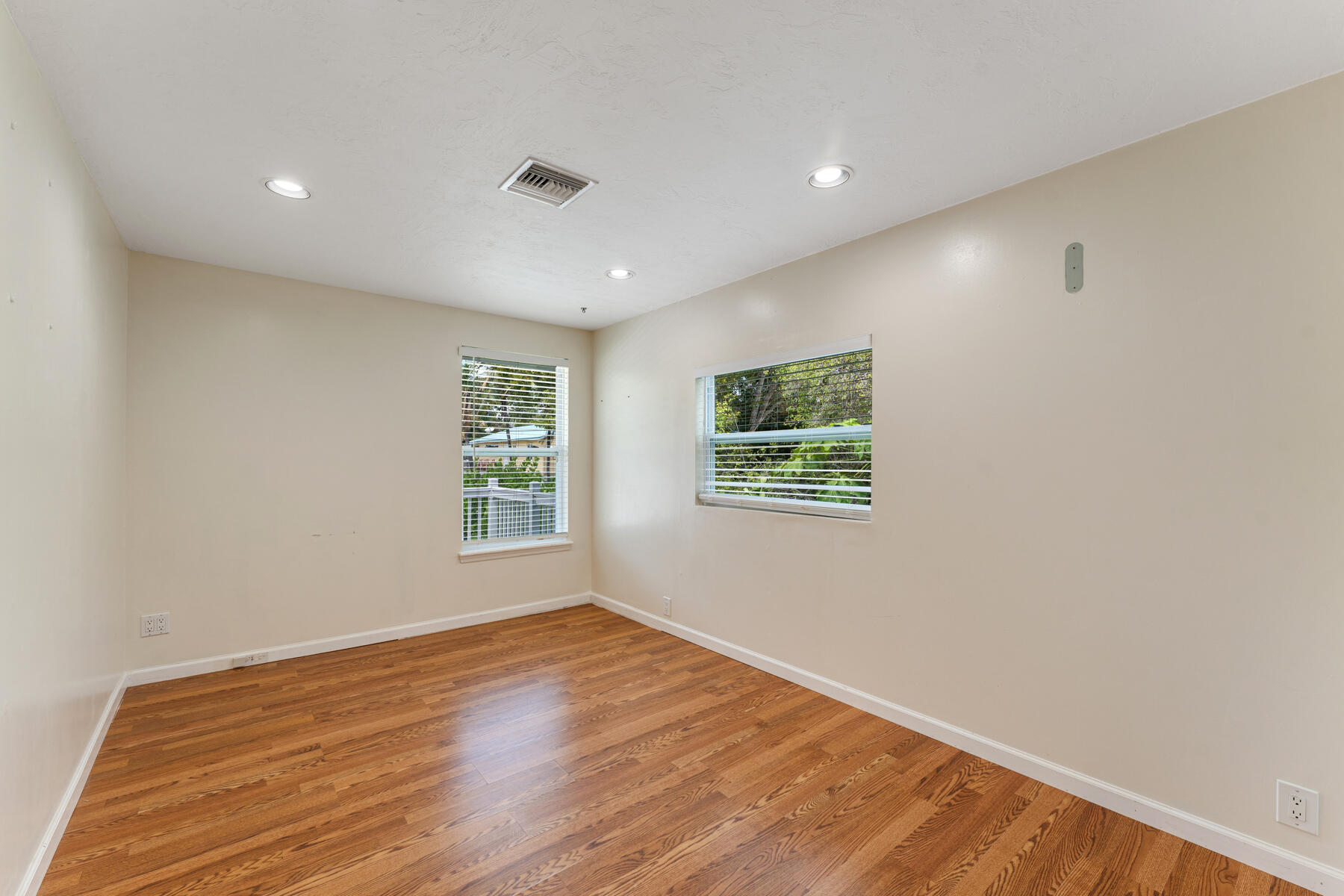 112 Peace Avenue Property Photo 23