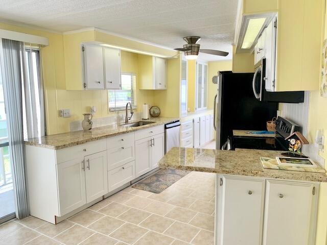 901 S Emerald Drive Property Photo 10