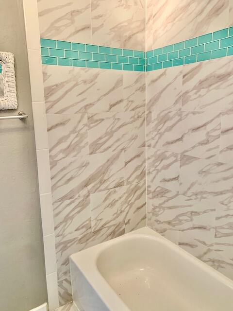 901 S Emerald Drive Property Photo 23