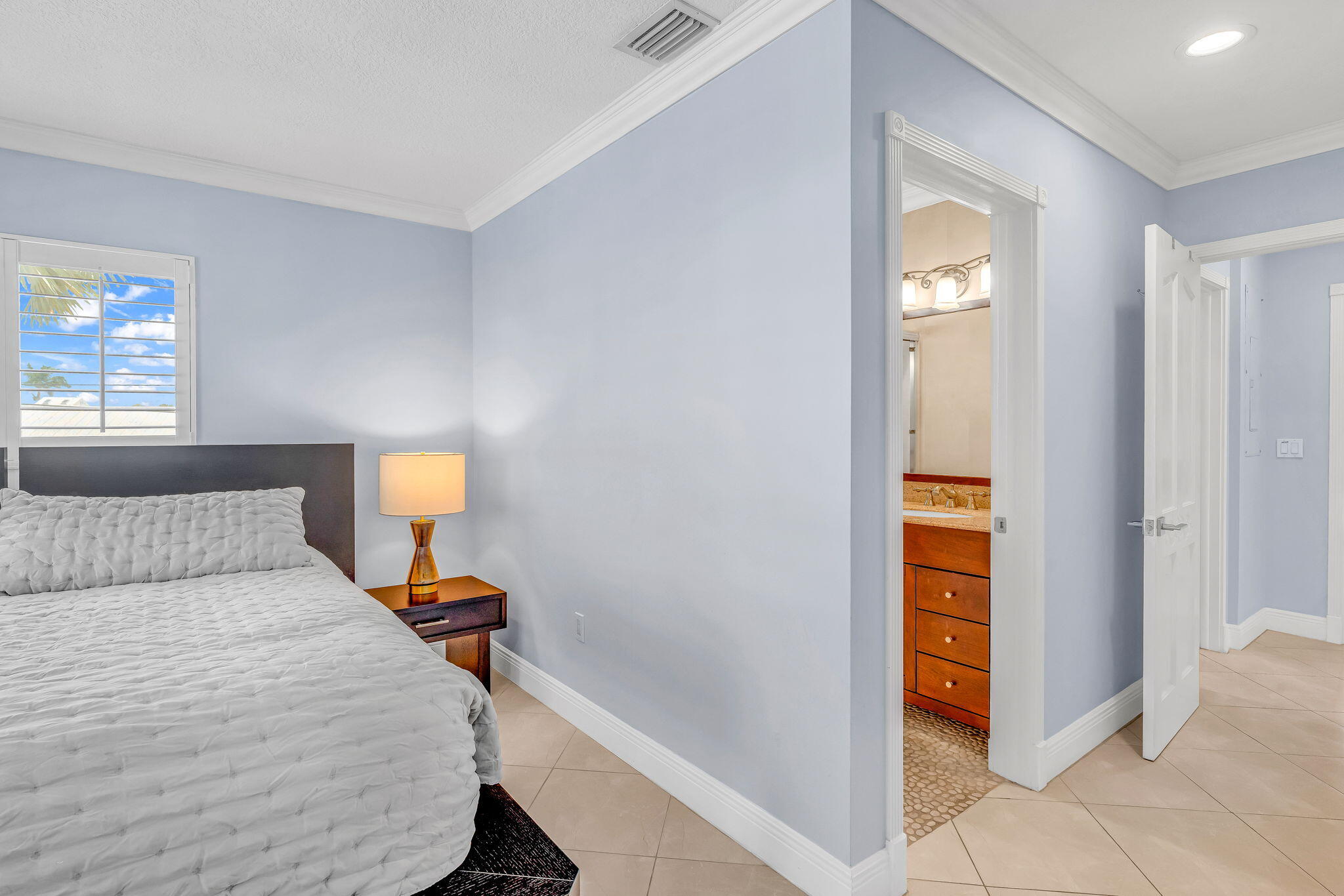 437 Laguna Avenue Property Photo 21