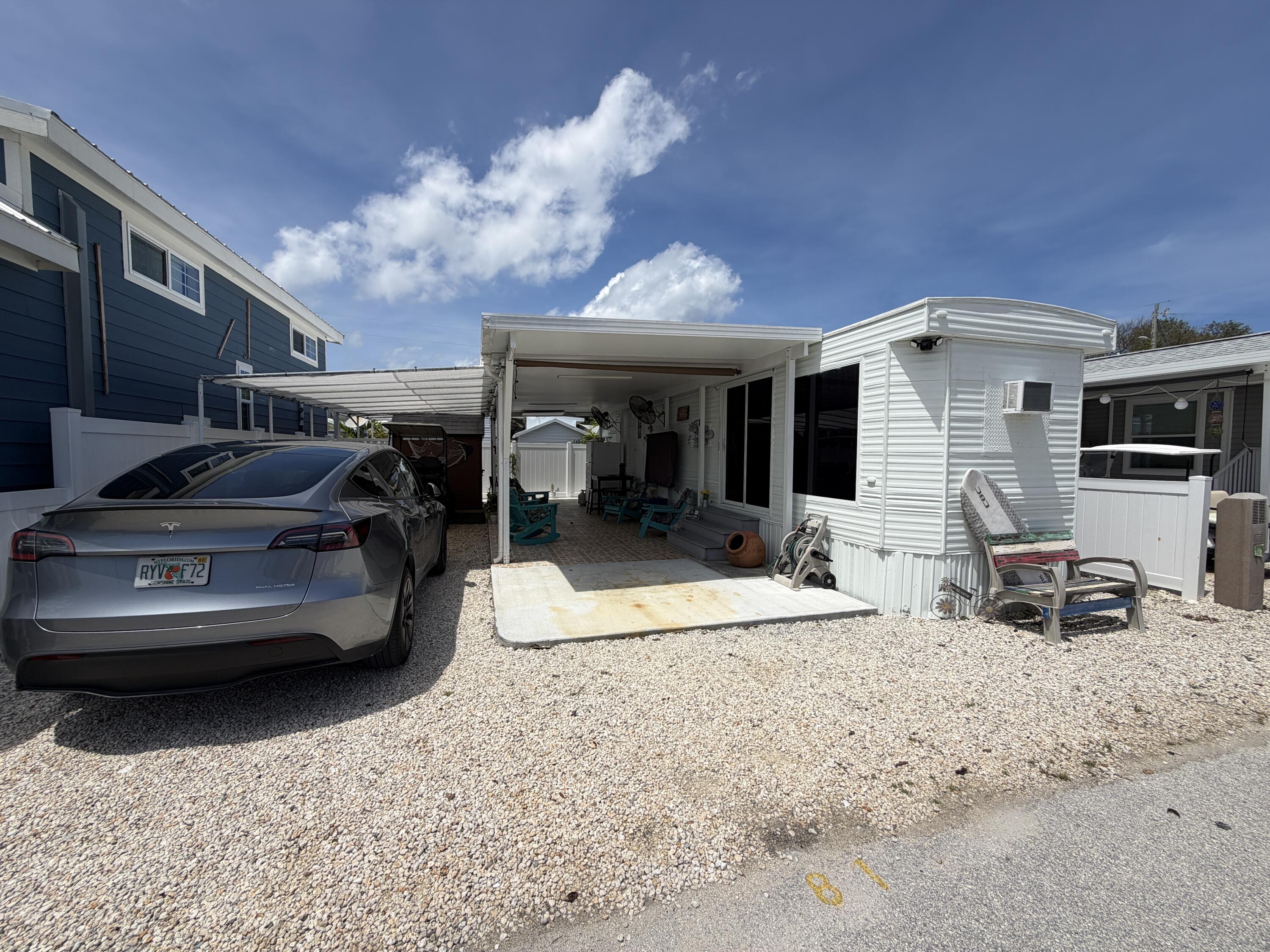 325 Calusa Street # 81 Property Photo 4