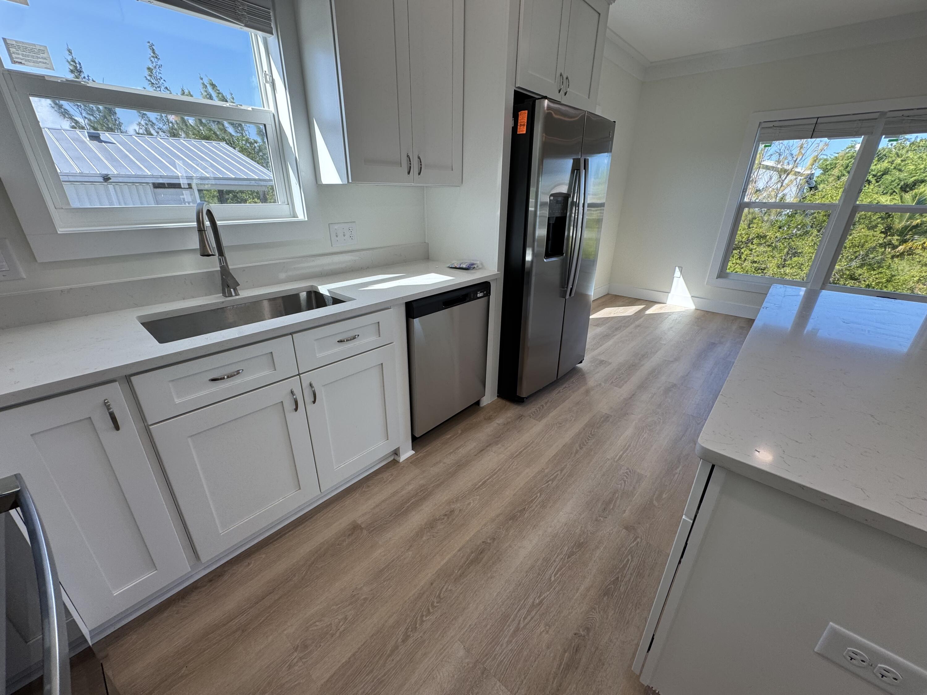 27215 Mariposa Road Property Photo 7
