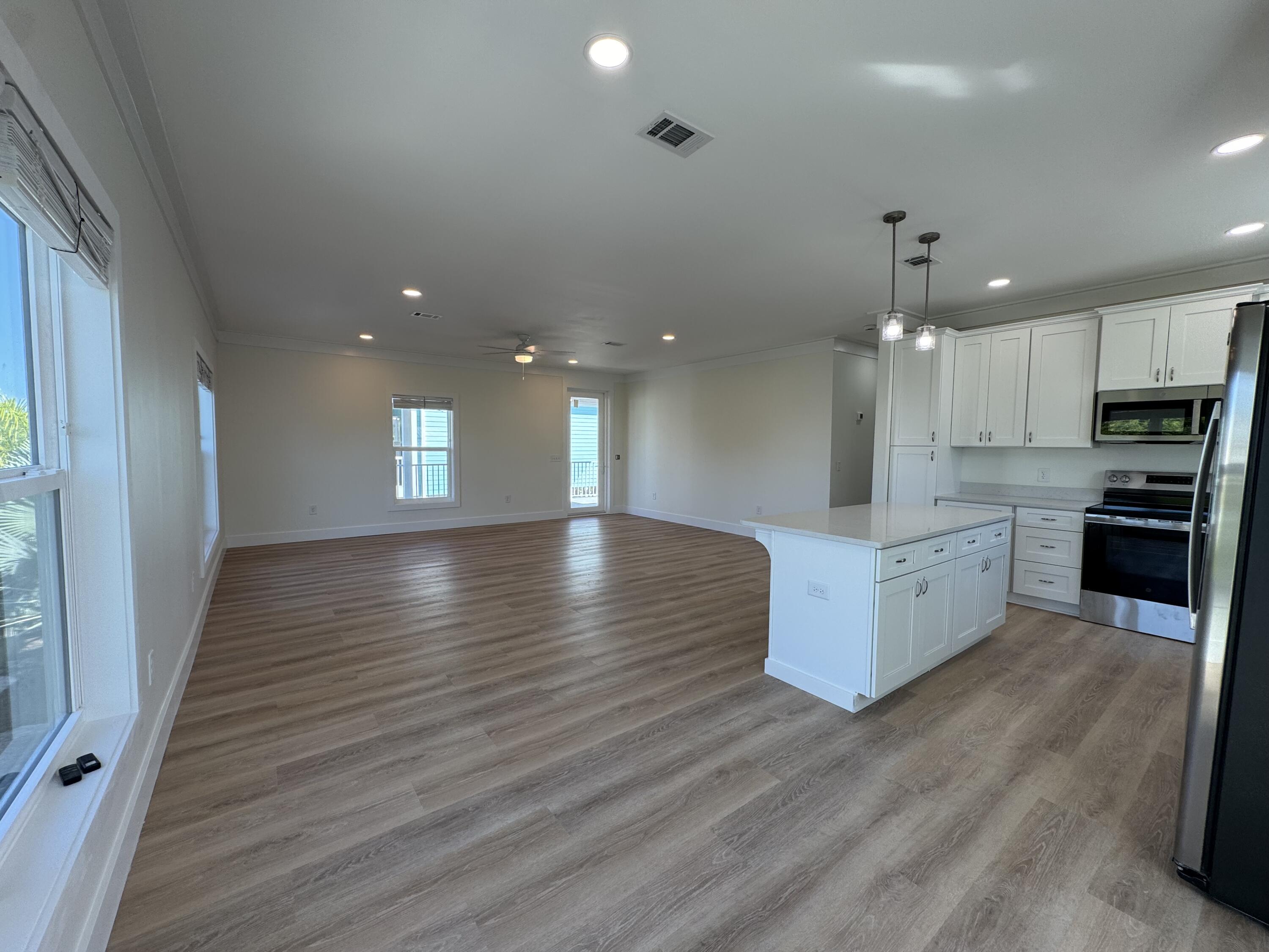 27215 Mariposa Road Property Photo 11