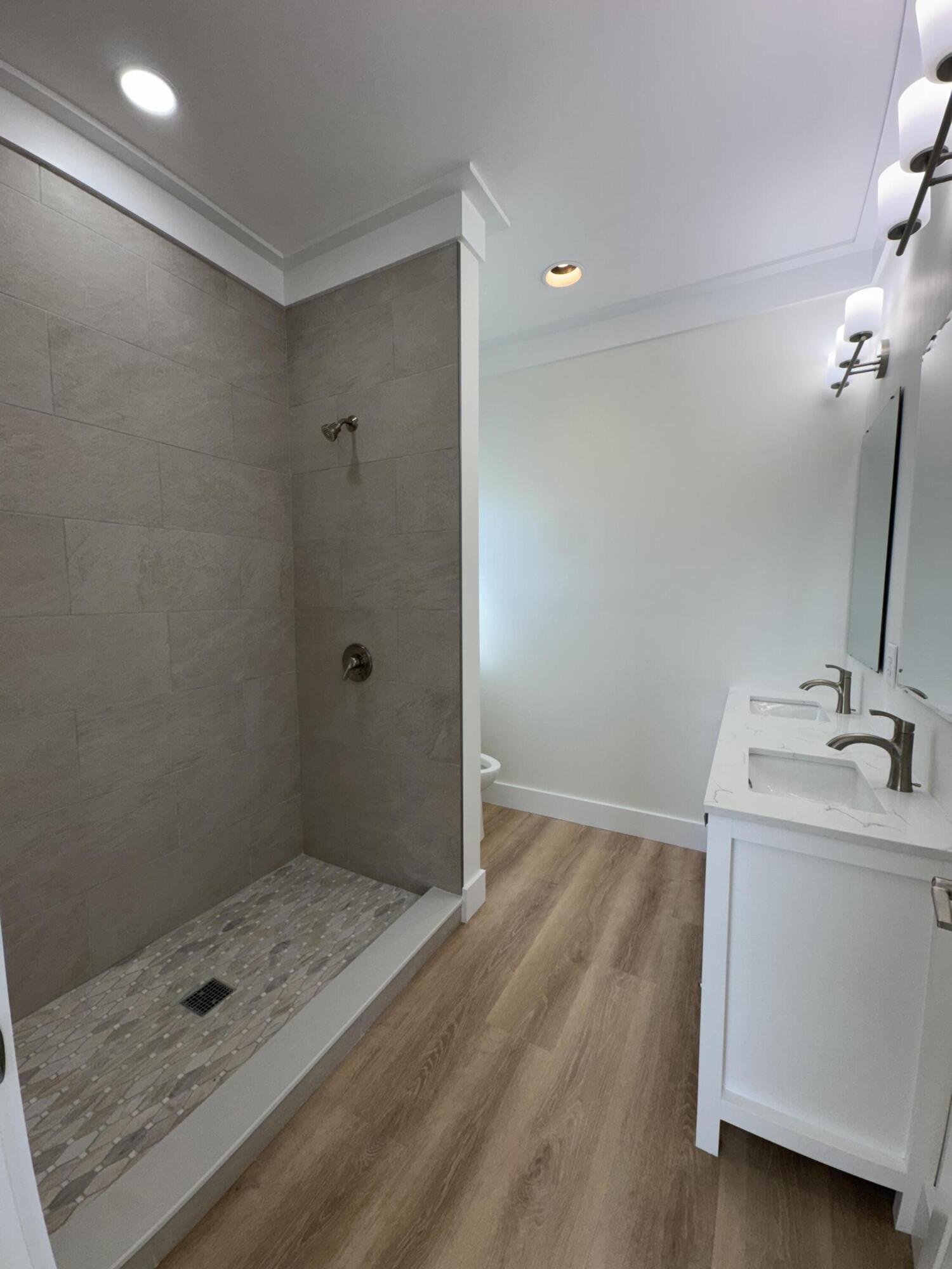 27215 Mariposa Road Property Photo 17