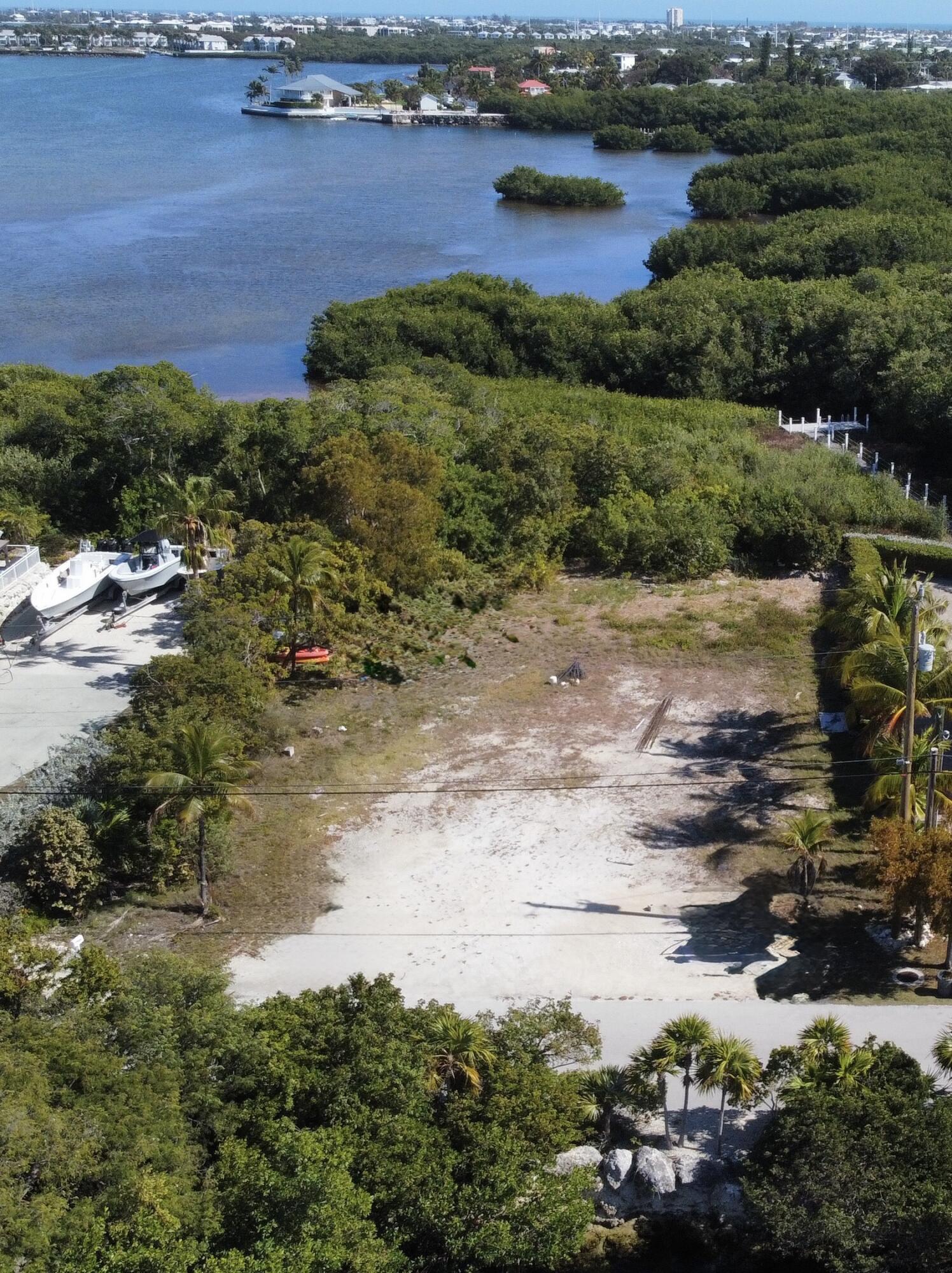 207 Stirrup Key Boulevard Property Photo 1